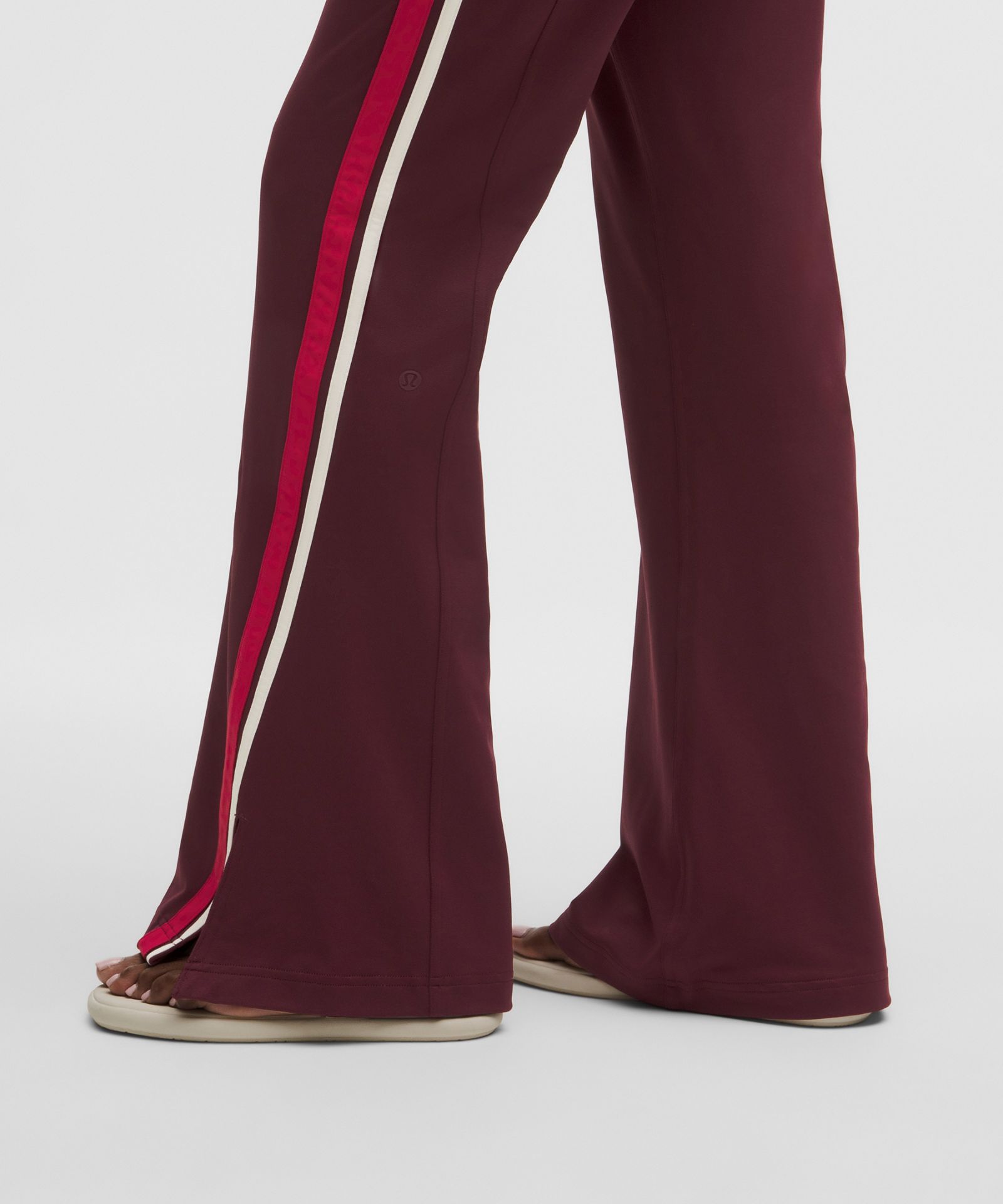 Lululemon Striped Slim-Fit Mid-Rise Track Pant — фото 6