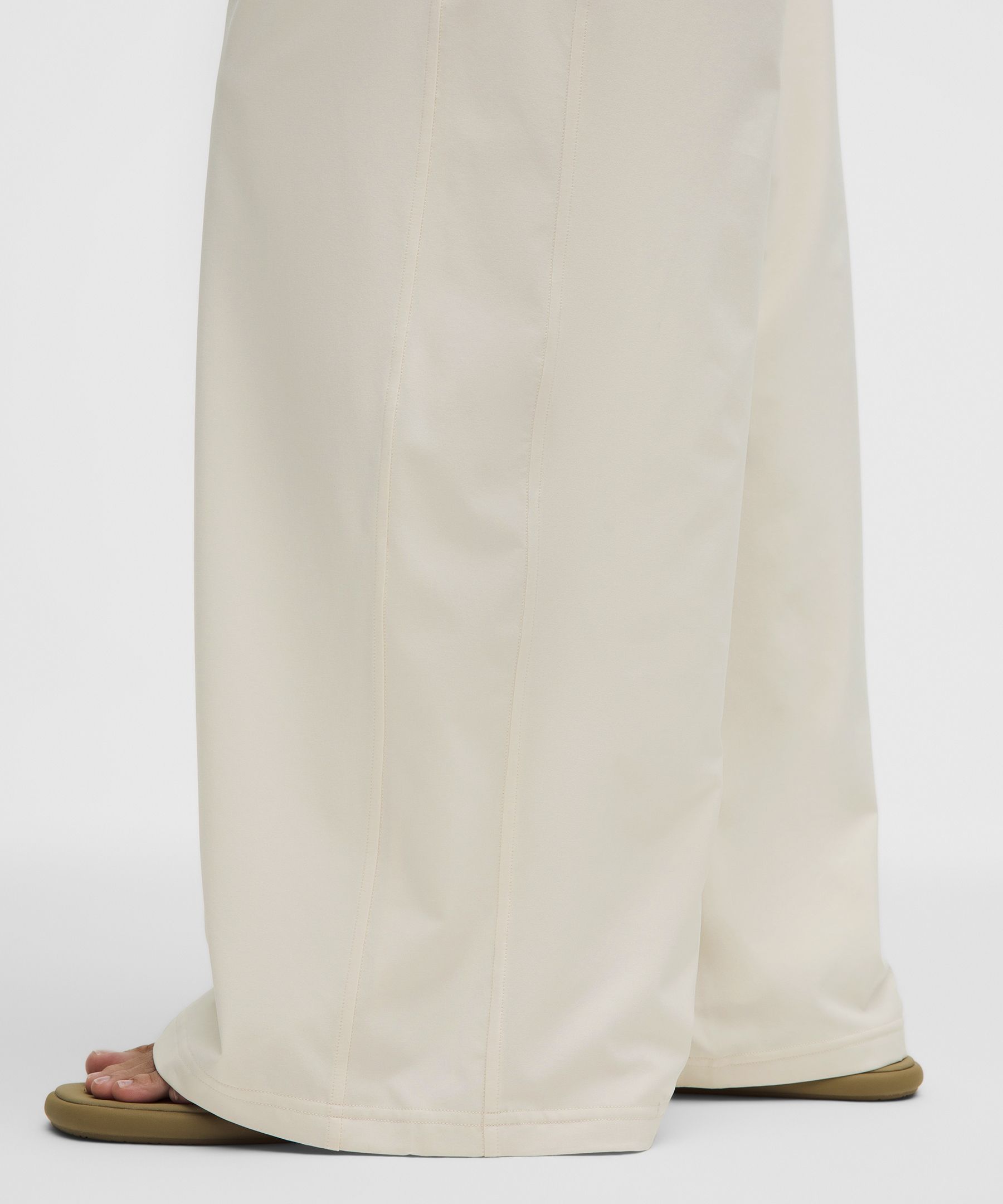 Light Ivory/Trench