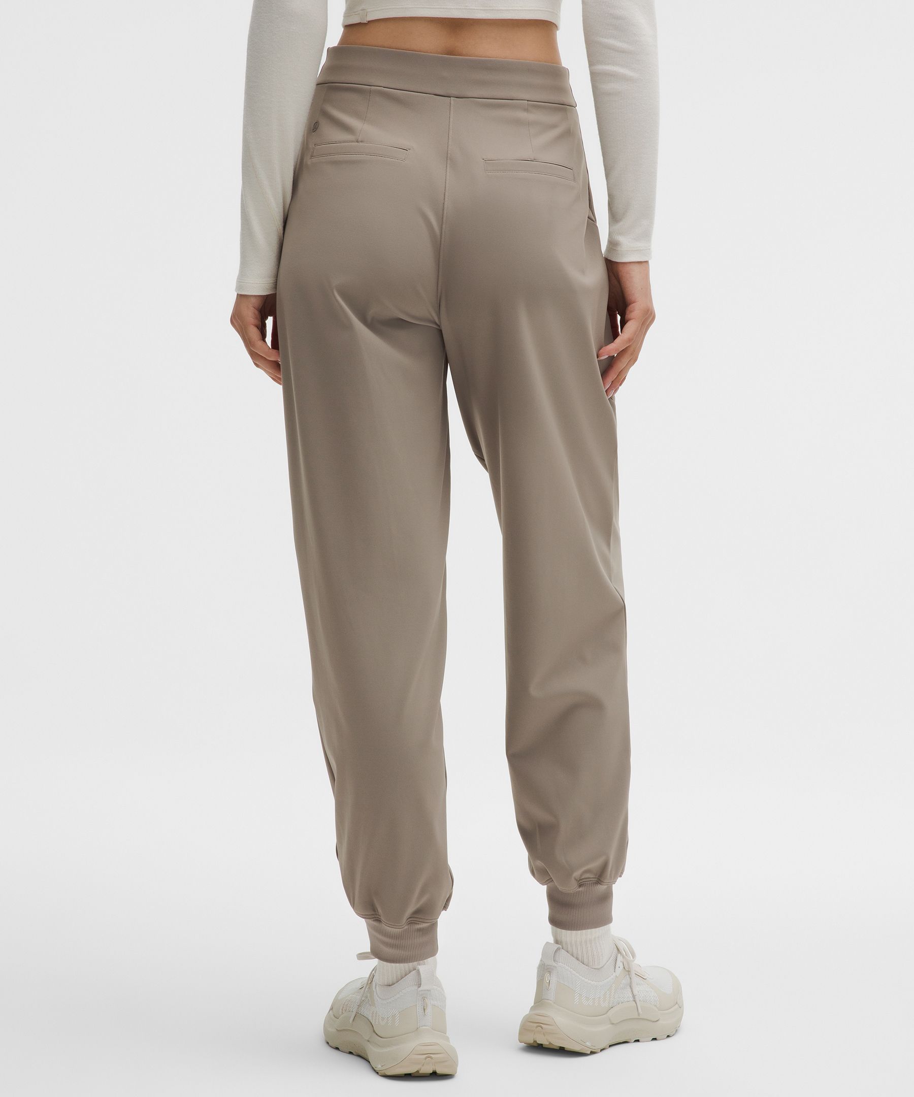 Daydrift High-Rise Jogger