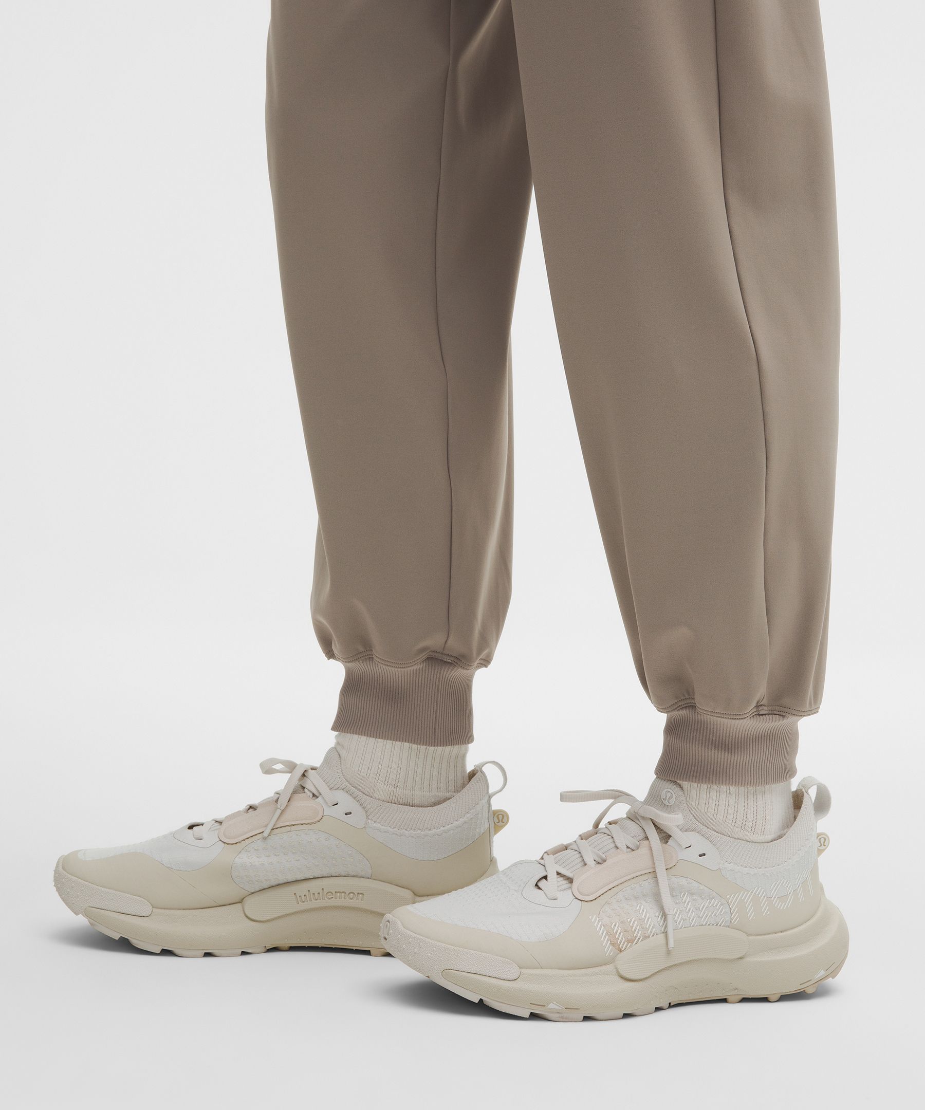 Daydrift High-Rise Jogger