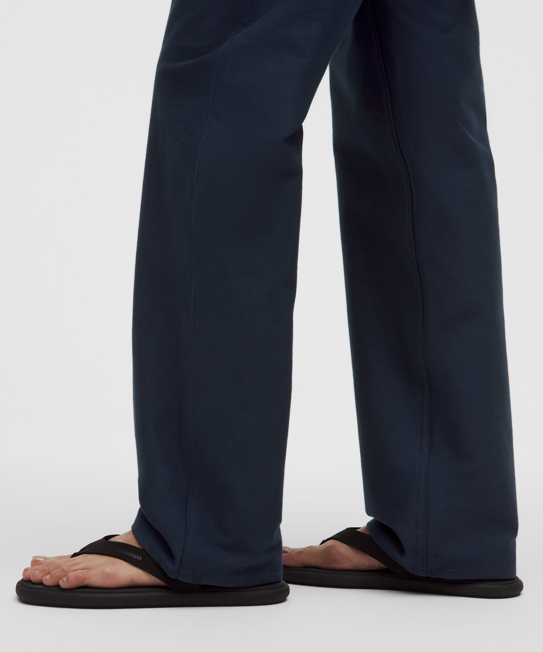 EasyFive Mid-Rise Relaxed-Straight Pant *Short