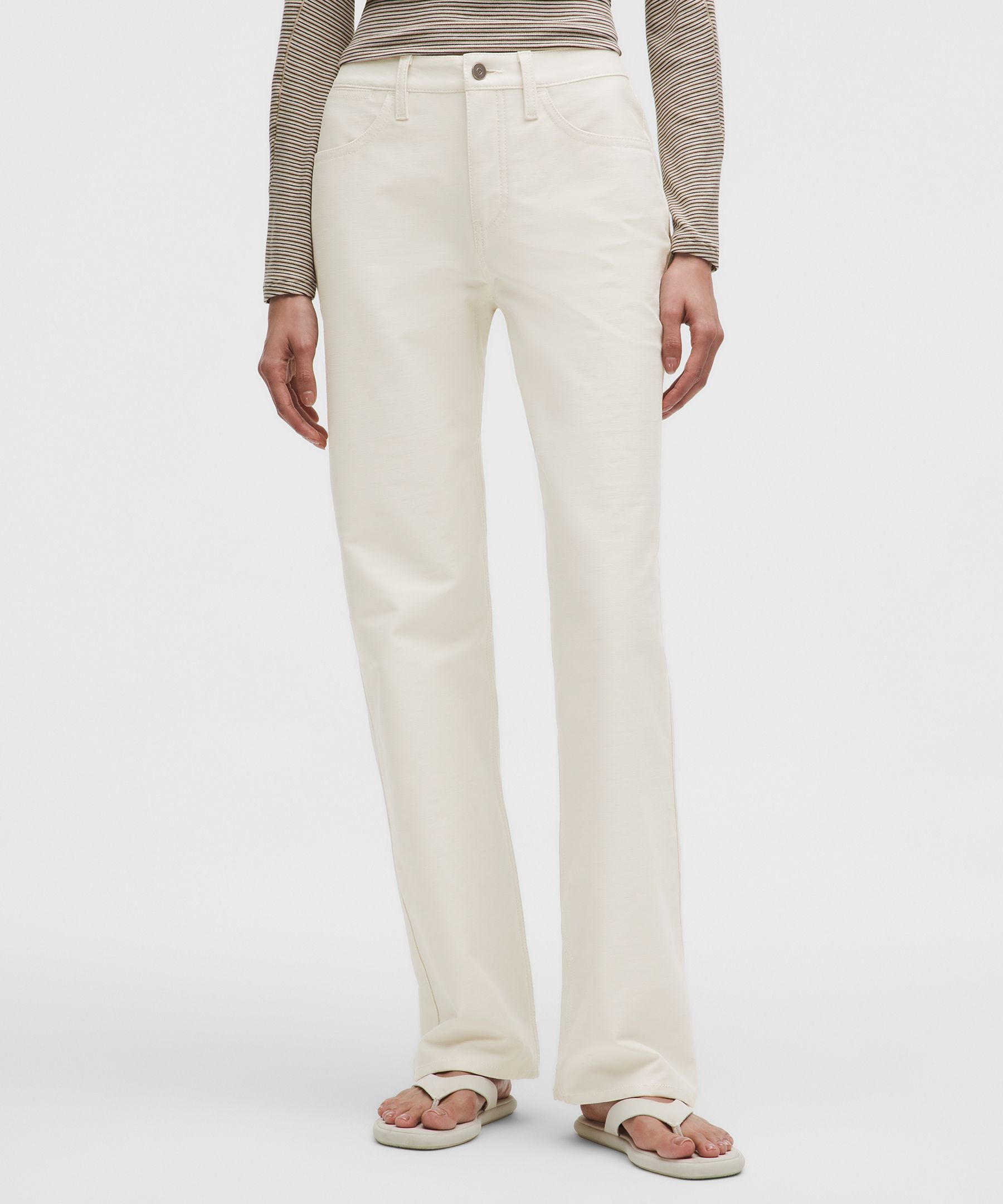 EasyFive Mid-Rise Relaxed-Straight Pant *Short