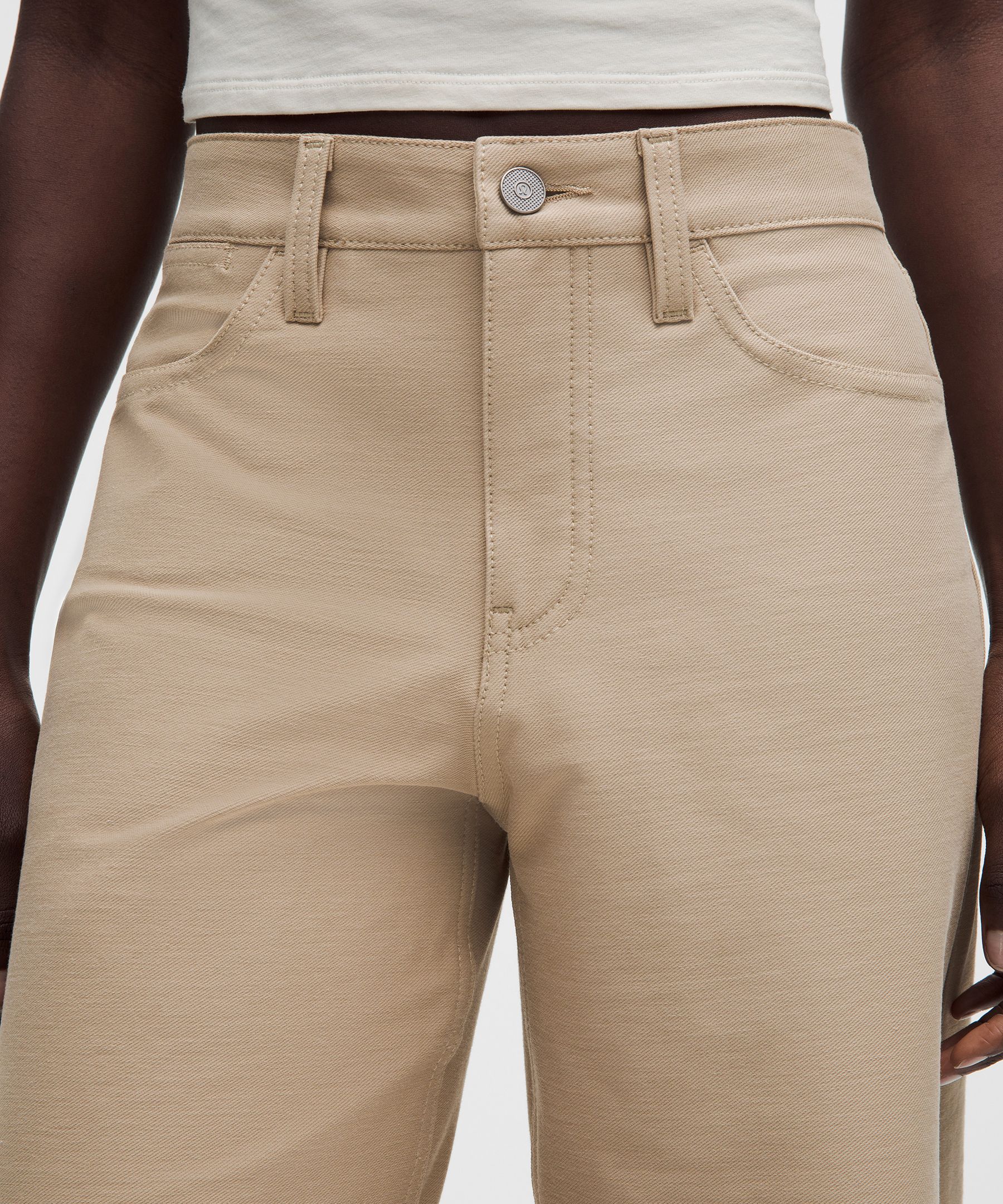 EasyFive Low-Rise Classic Wide-Leg Pant