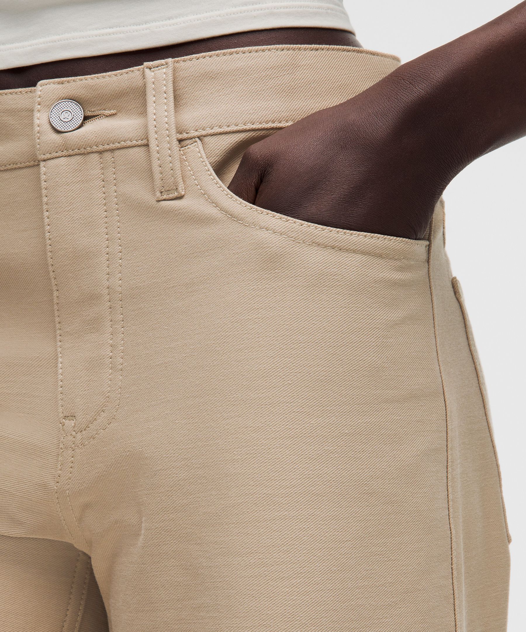 EasyFive Low-Rise Classic Wide-Leg Pant