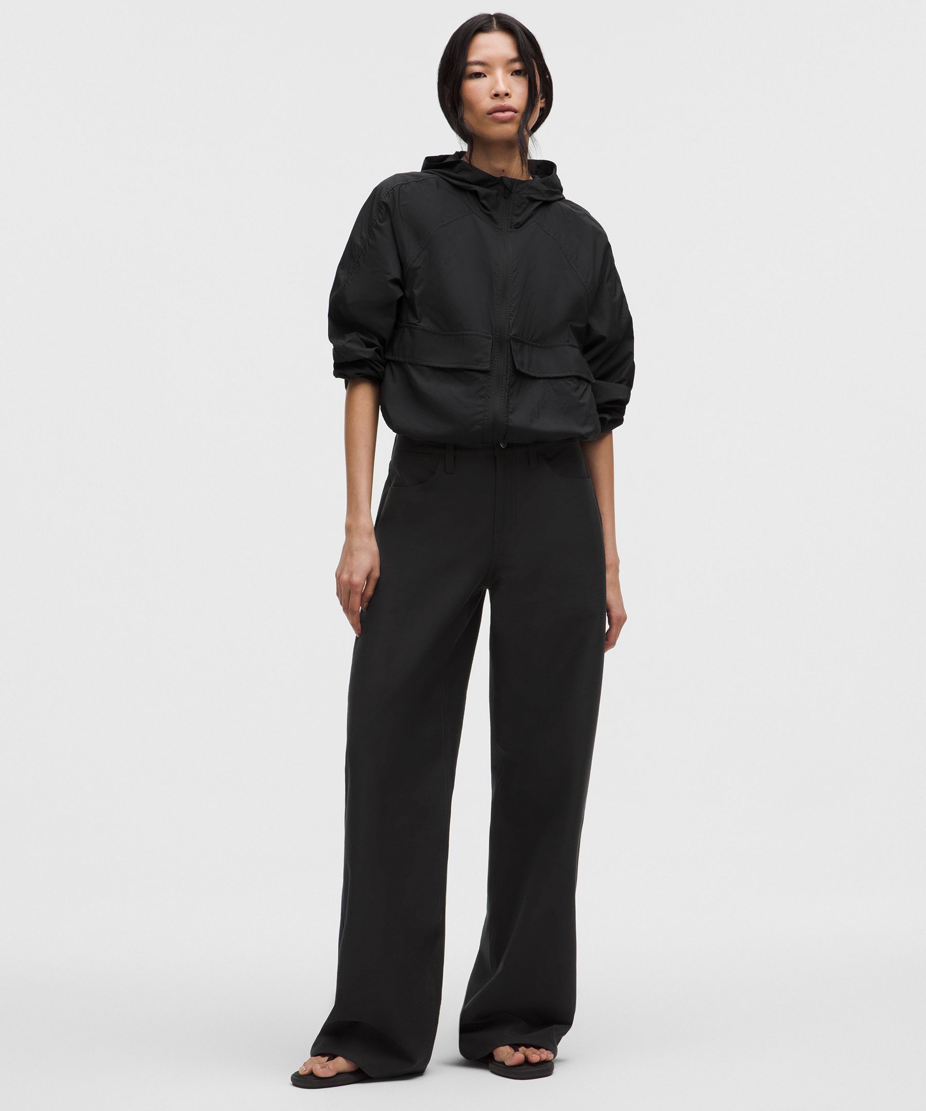 EasyFive Low-Rise Classic Wide-Leg Pant 