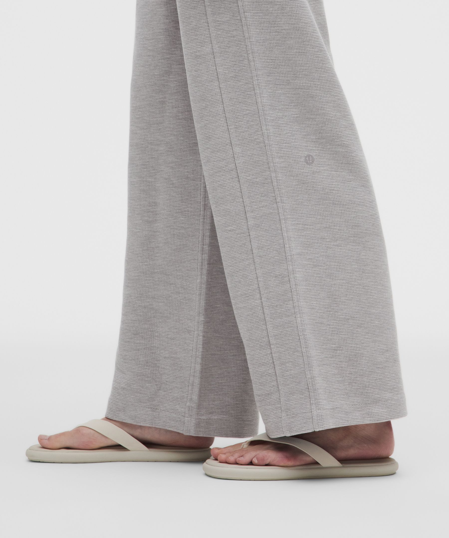 Scuba Mid-Rise Wide-Leg Pants Waffle *Asia Fit