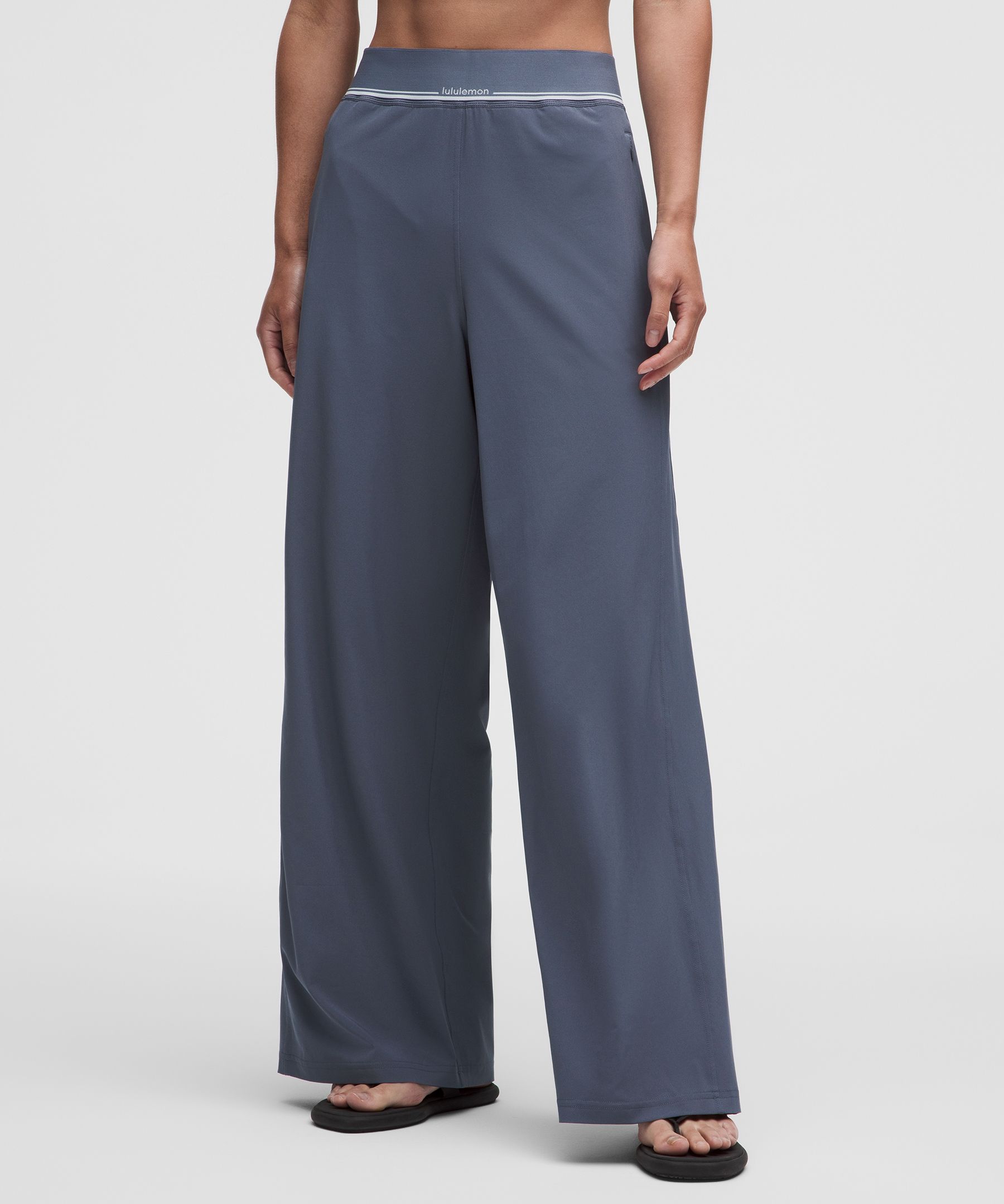 Swift High-Rise Wide-Leg Pants Logo Waistband *Asia Fit