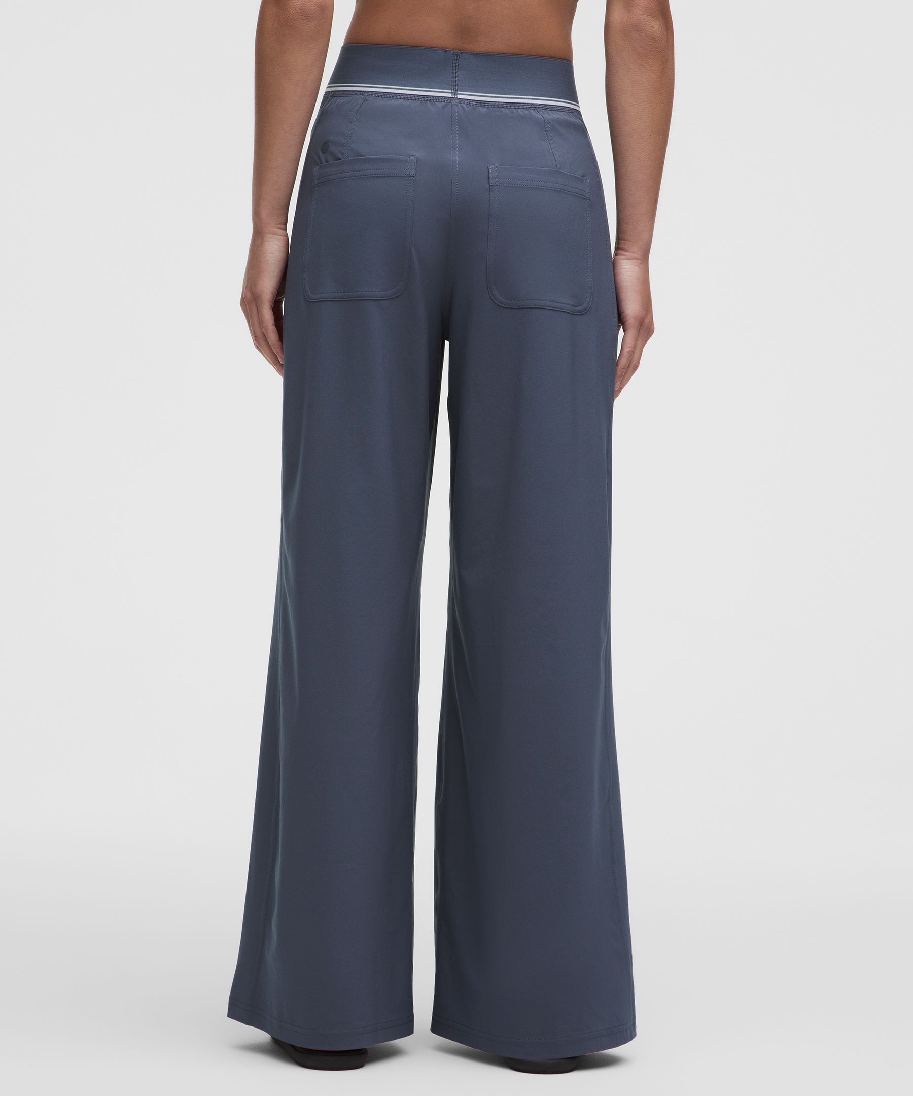 Swift High-Rise Wide-Leg Pants Logo Waistband *Asia Fit