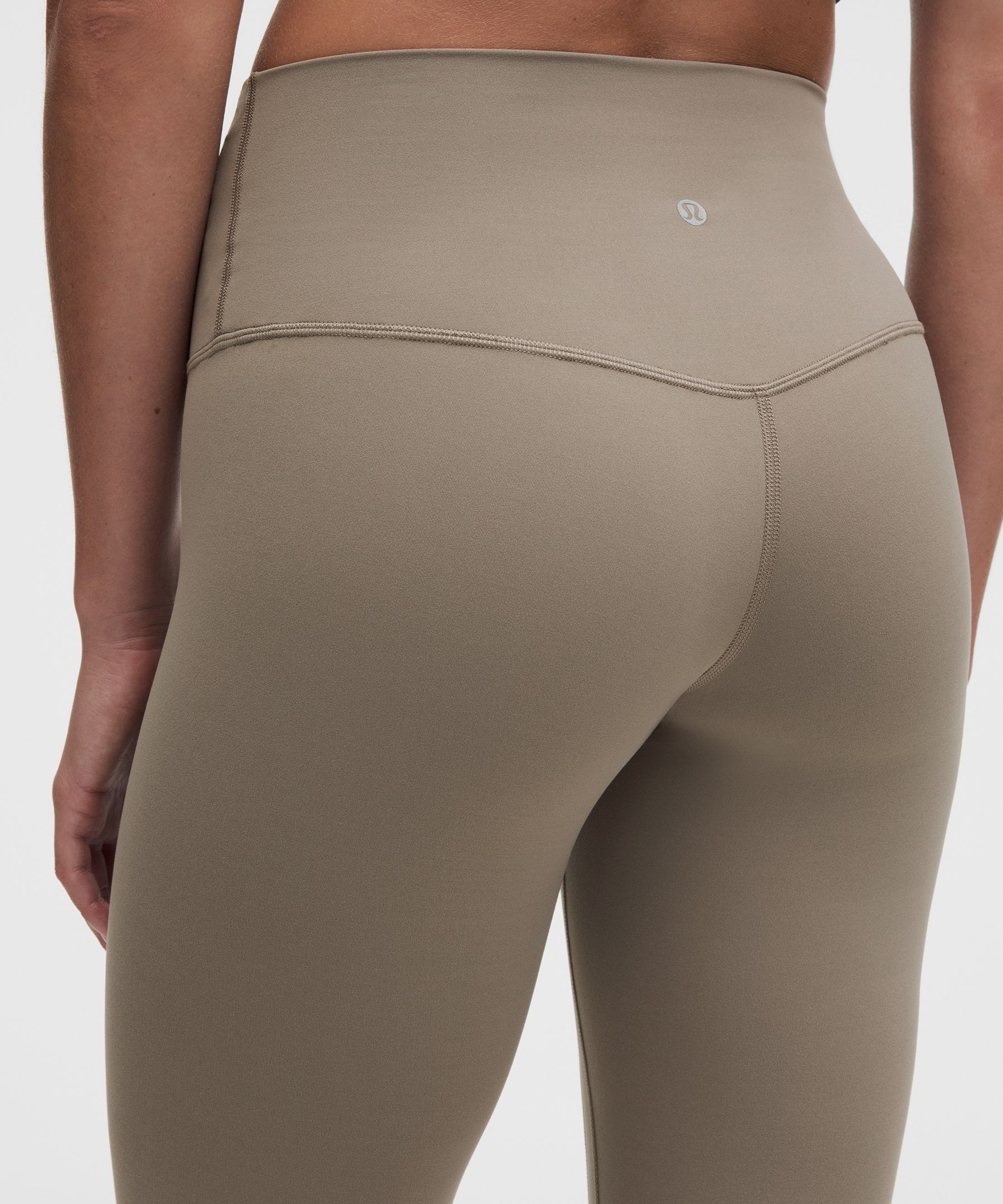 Leggings lululemon Align No Line&trade; de talle alto, 64&nbsp;cm