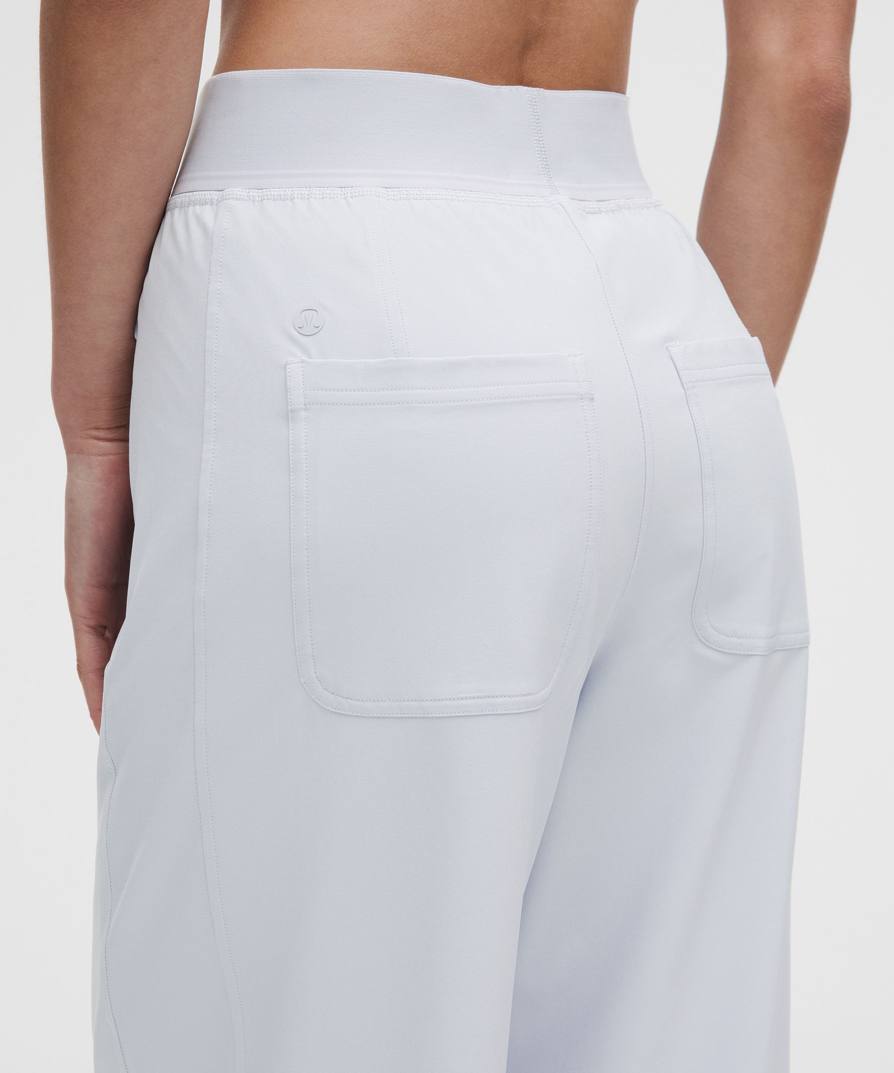 Swift High-Rise Wide-Leg Pants Logo Waistband *Asia Fit