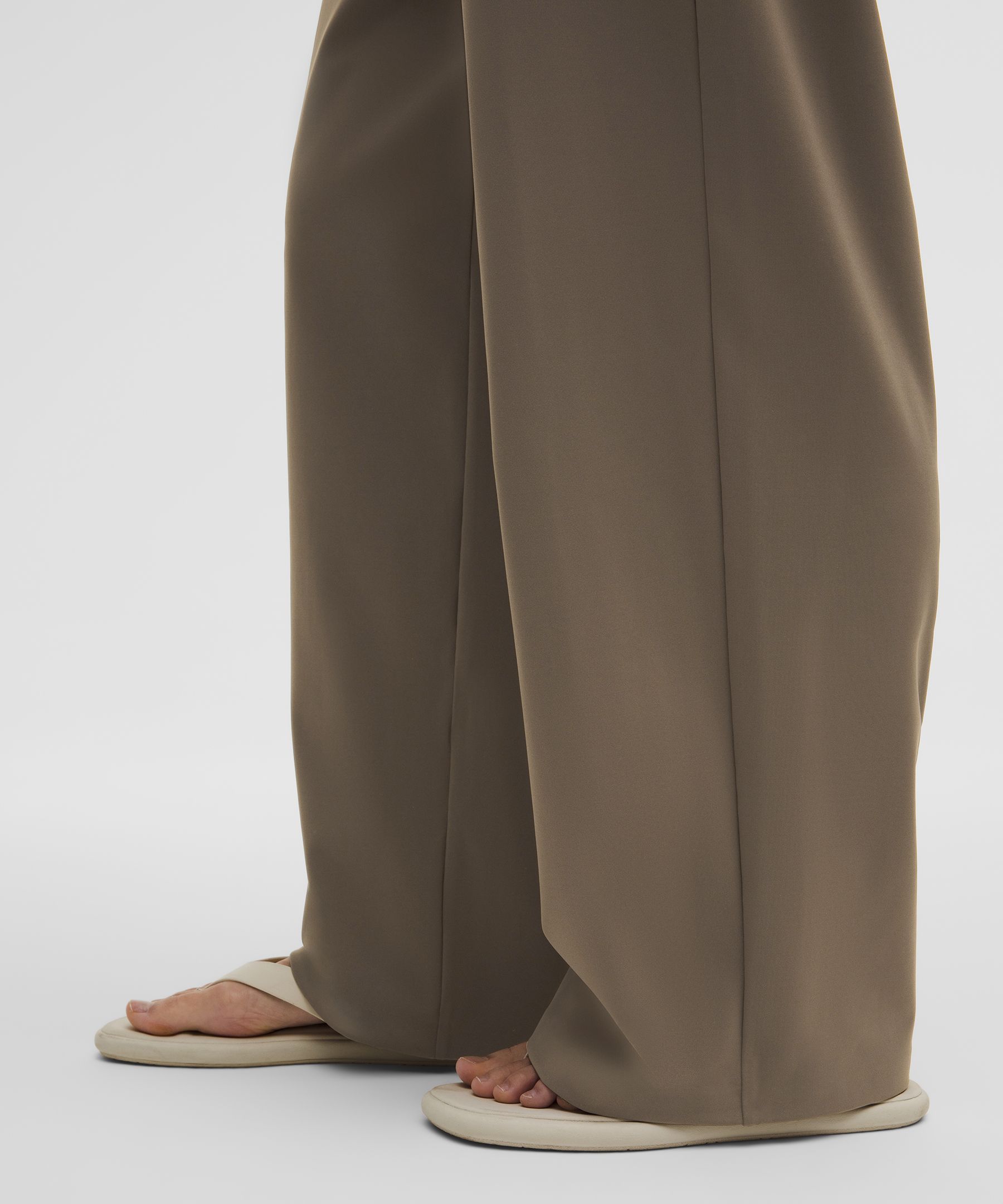 Daydrift High-Rise Wide-Leg Trouser *Asia Fit