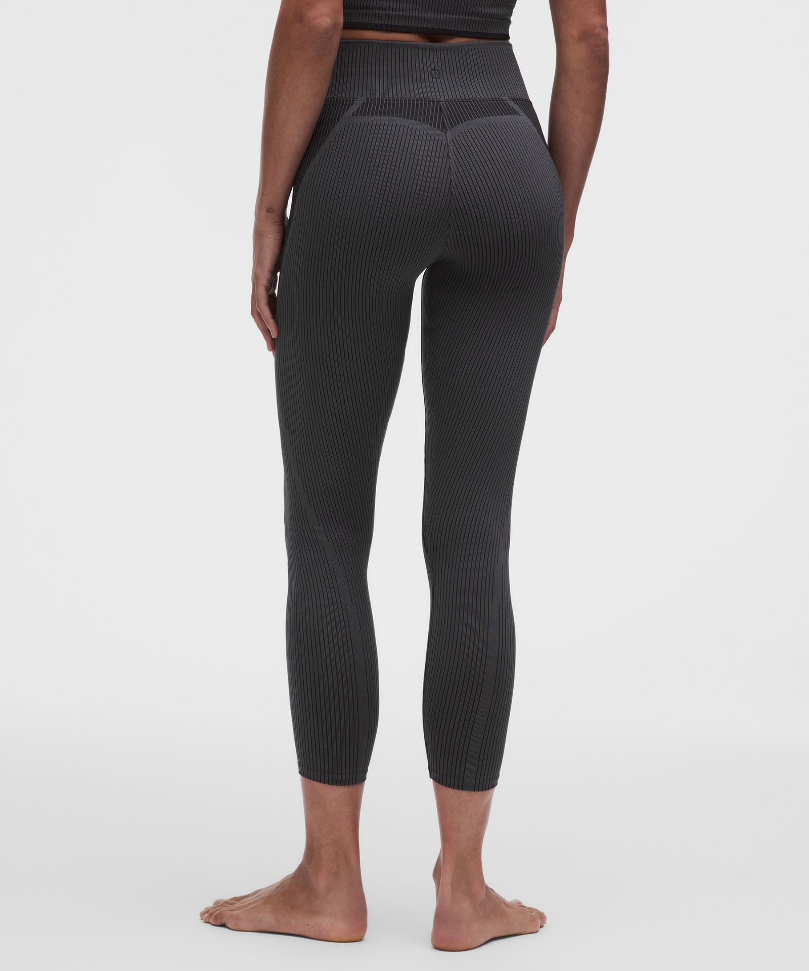 Женские леггинсы Lululemon Salutations High-Rise Yoga — фото 3