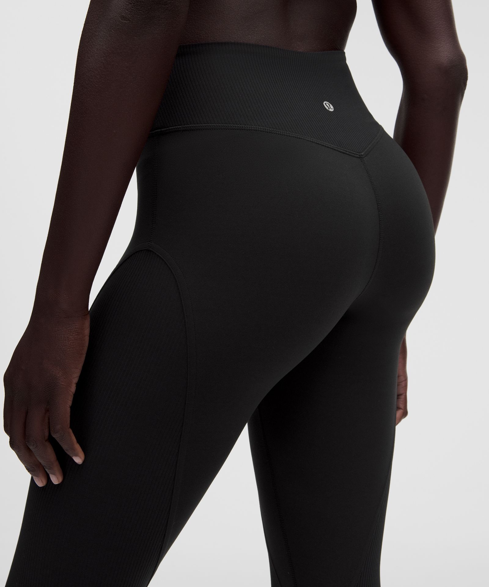 Женские легинсы Lululemon Nulu and Mesh No Line High-Rise — фото 5