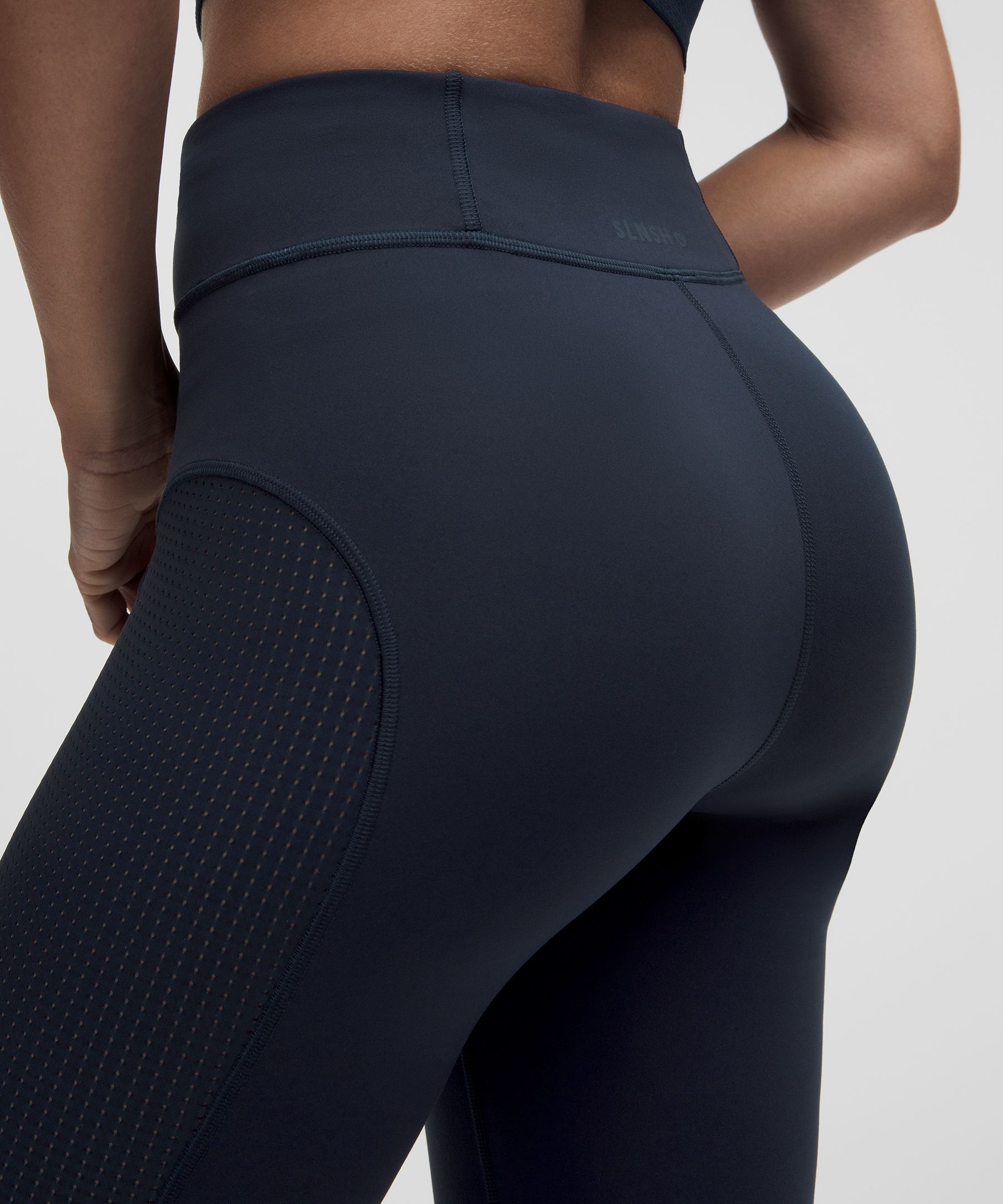Legging taille haute avec empi&egrave;cements en maille 71&nbsp;cm *Collection SLNSH