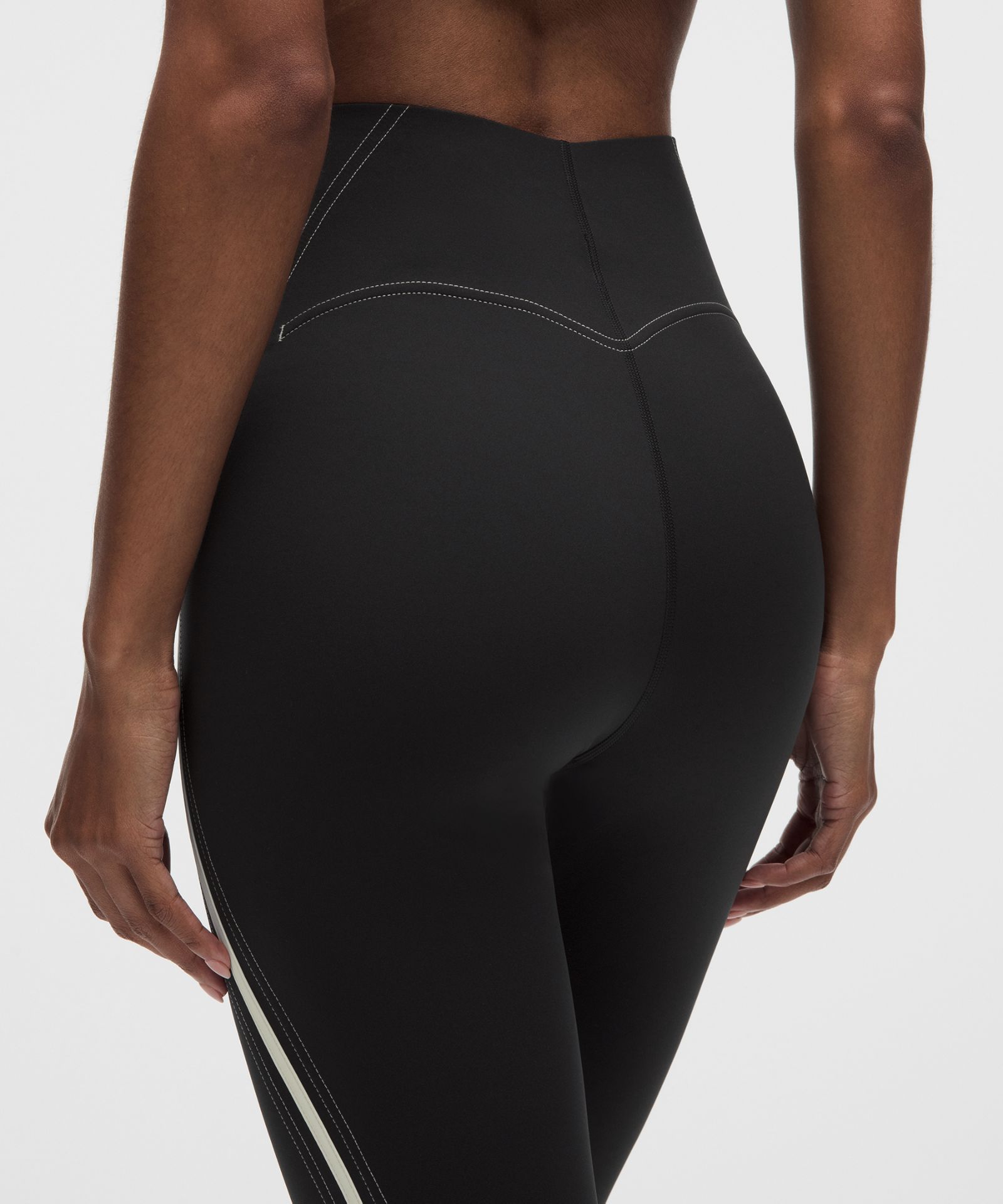 Женские легинсы Lululemon Glow Up Super-High-Rise — фото 5