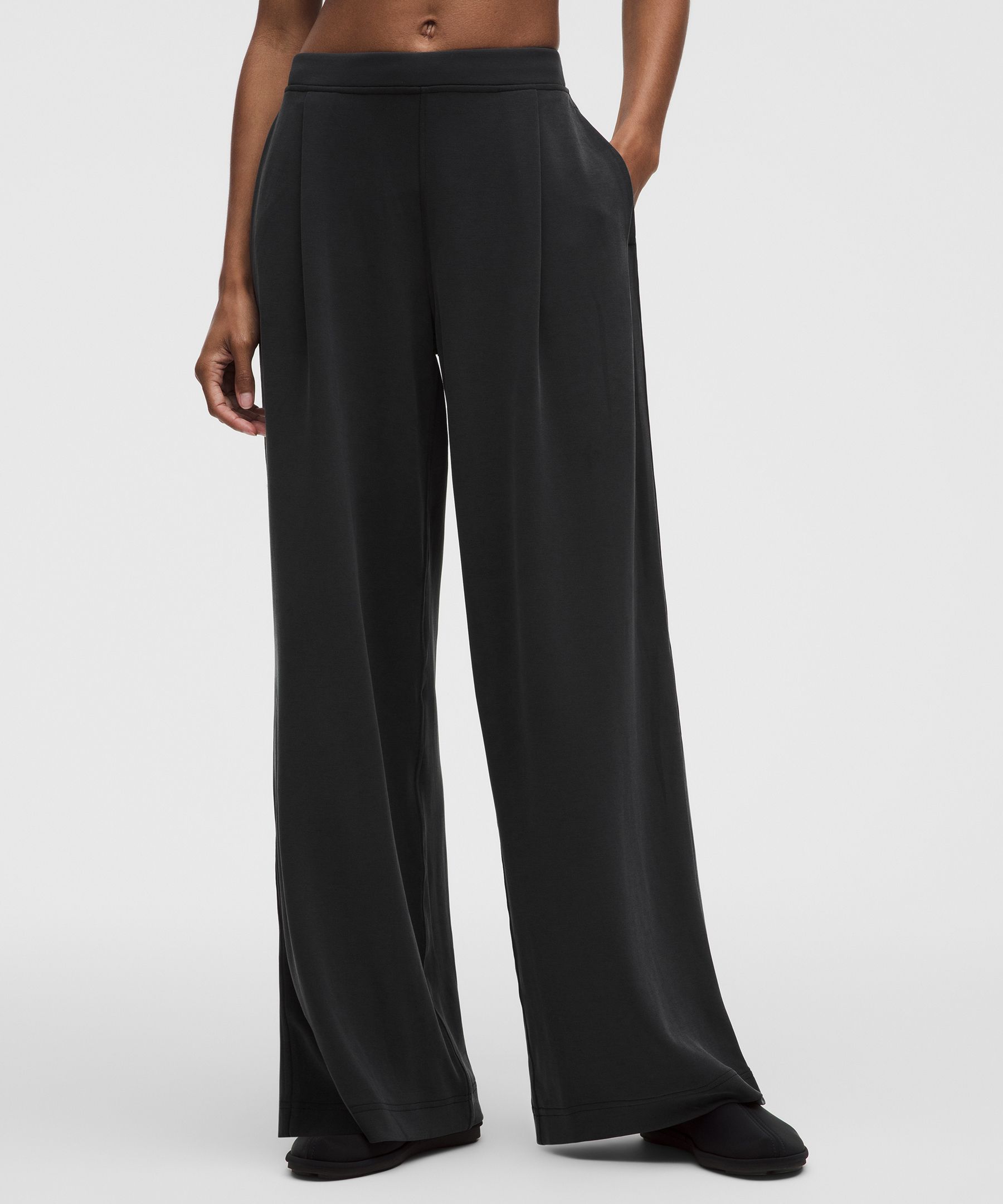 Lightweight Softstreme Mid-Rise Pant *Regular