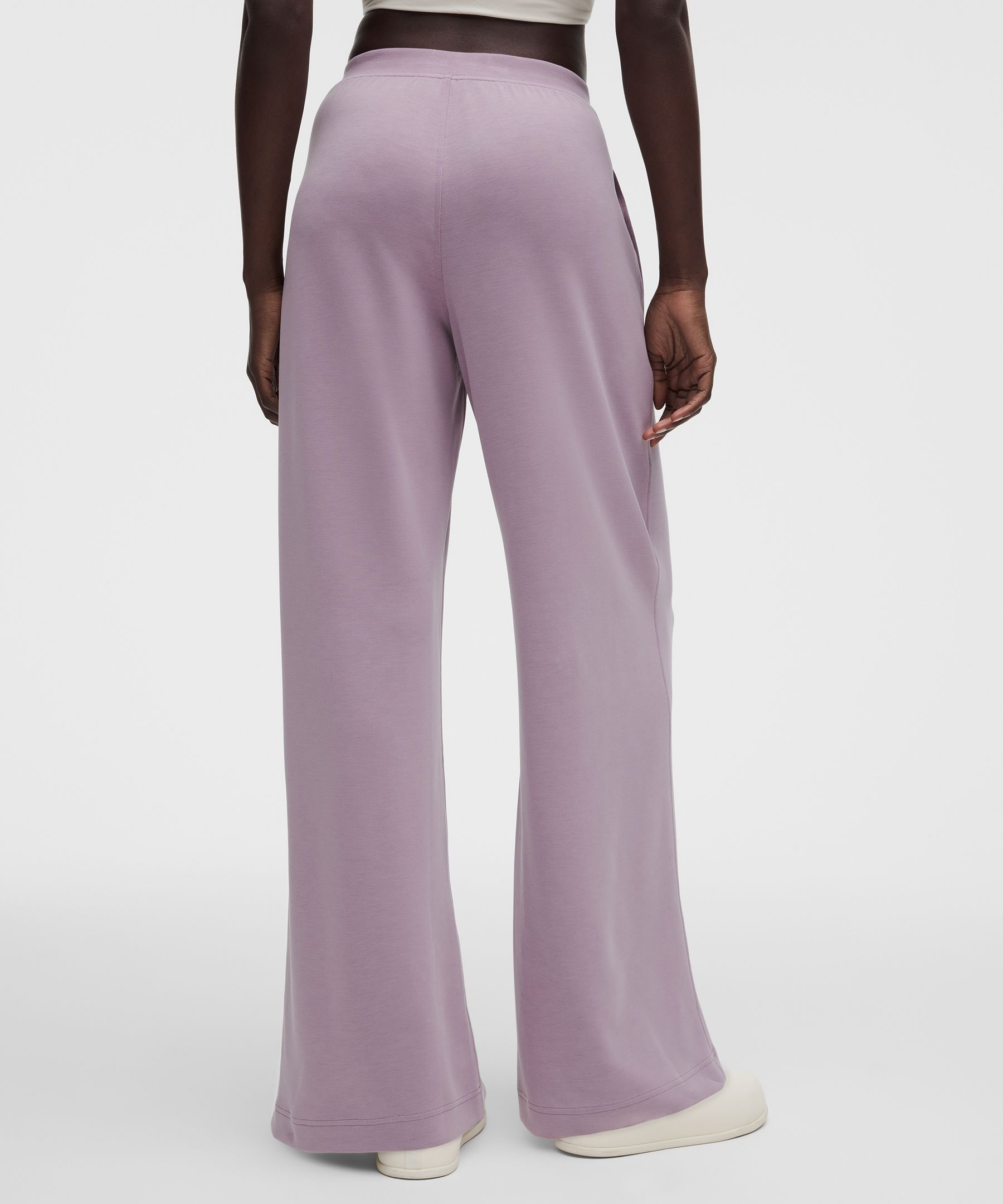 Lightweight Softstreme Mid-Rise Pant *Regular