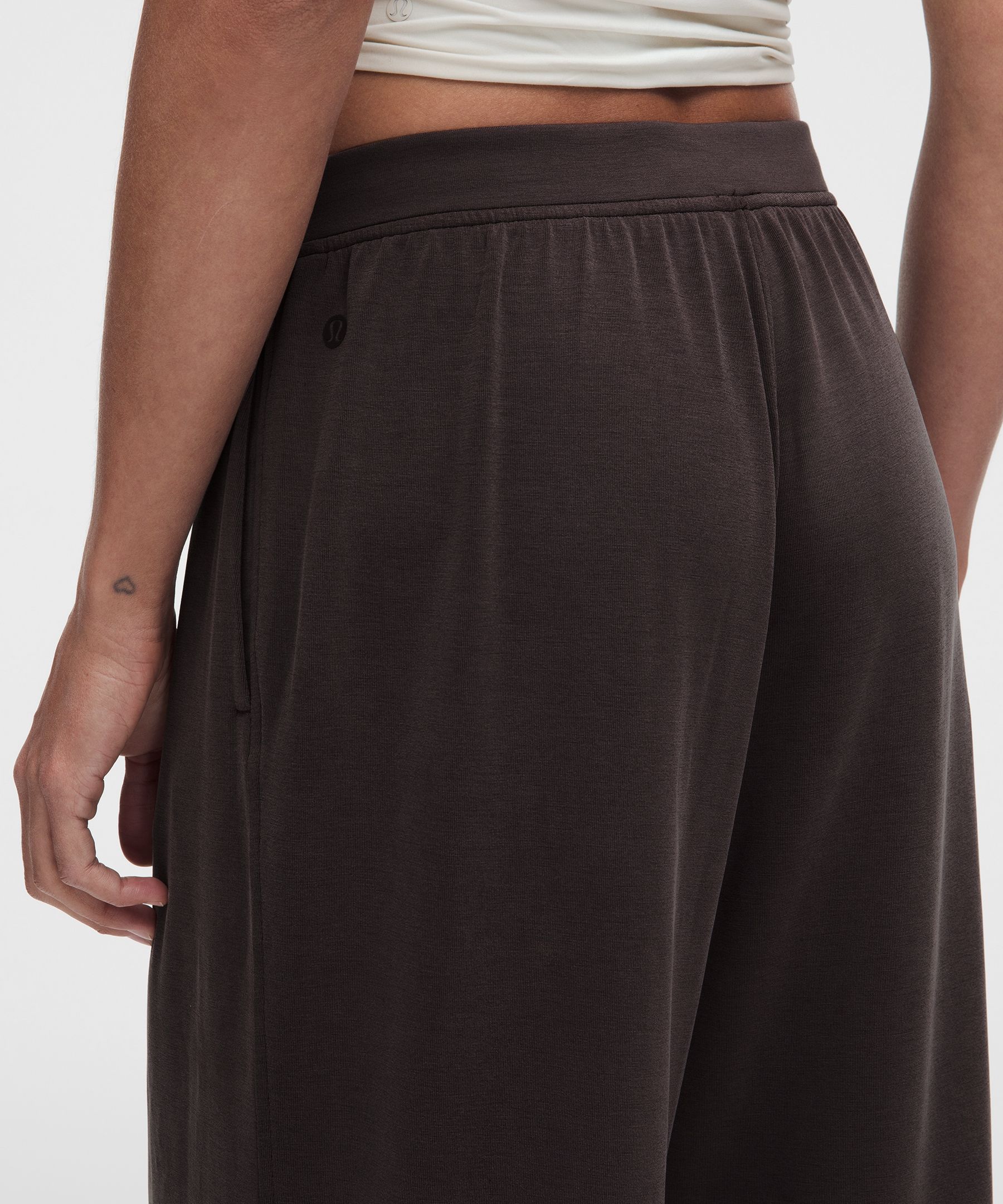 Lightweight Softstreme Mid-Rise Pant *Regular