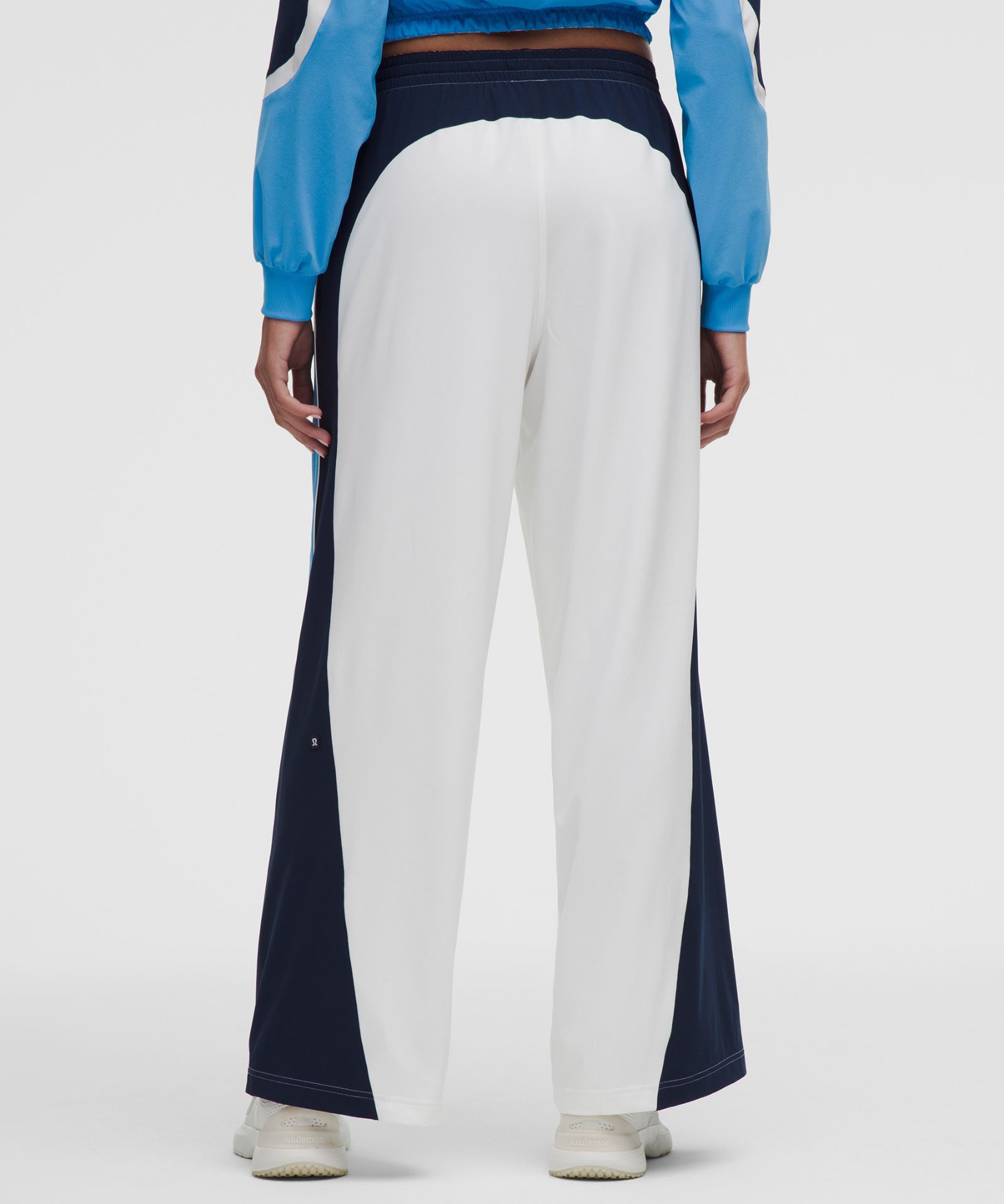 Женские теннисные брюки Lululemon Court Champ с UV-защитой — фото 3