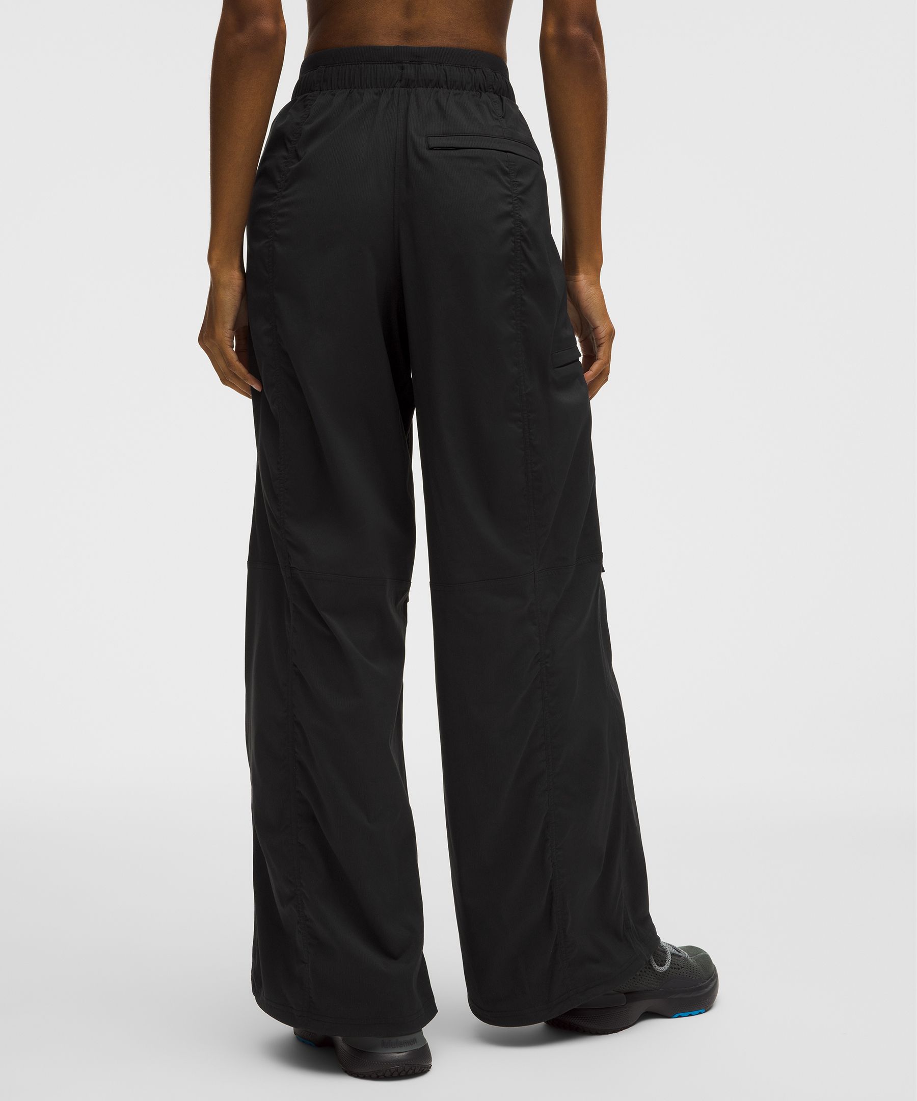 Dance Studio High-Rise Vented Wide-Leg Pant