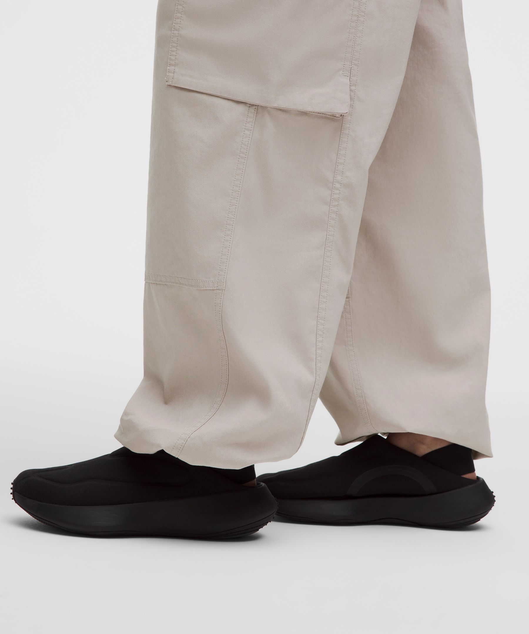 LuluLinen Mid-Rise Cargo Pant