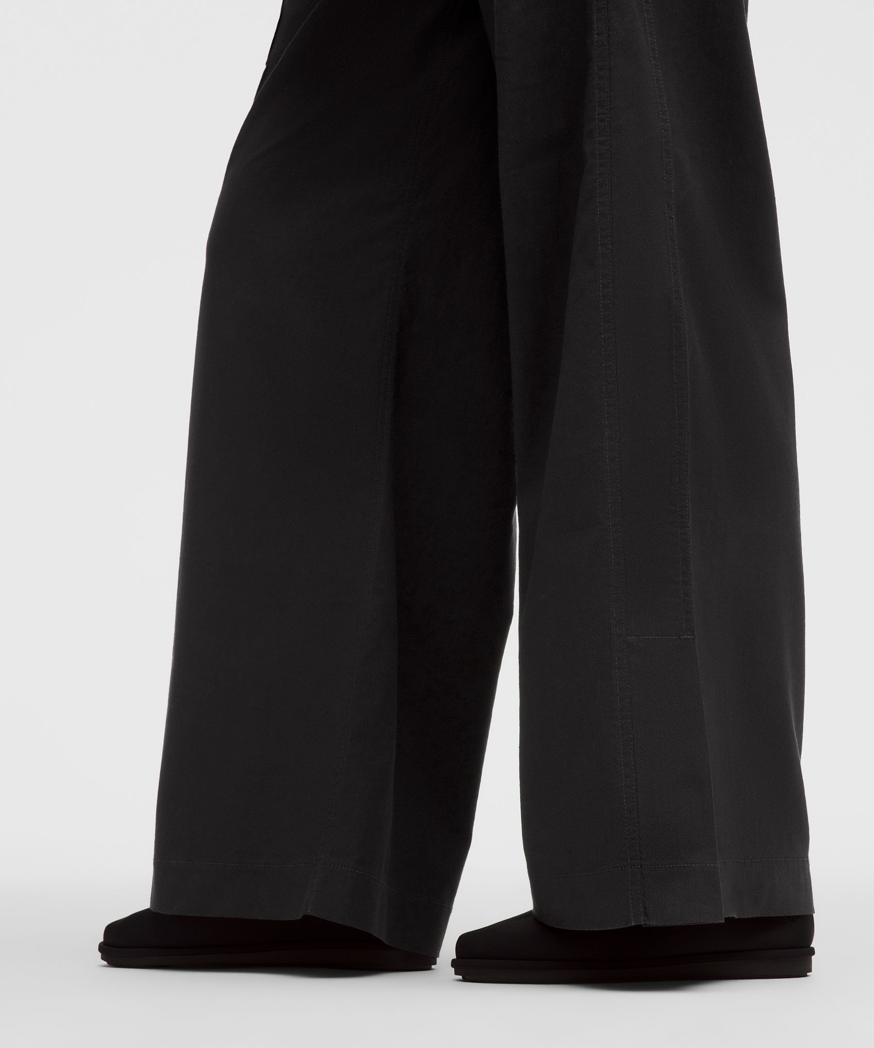 LuluLinen High-Rise Relaxed-Fit Pant *Regular