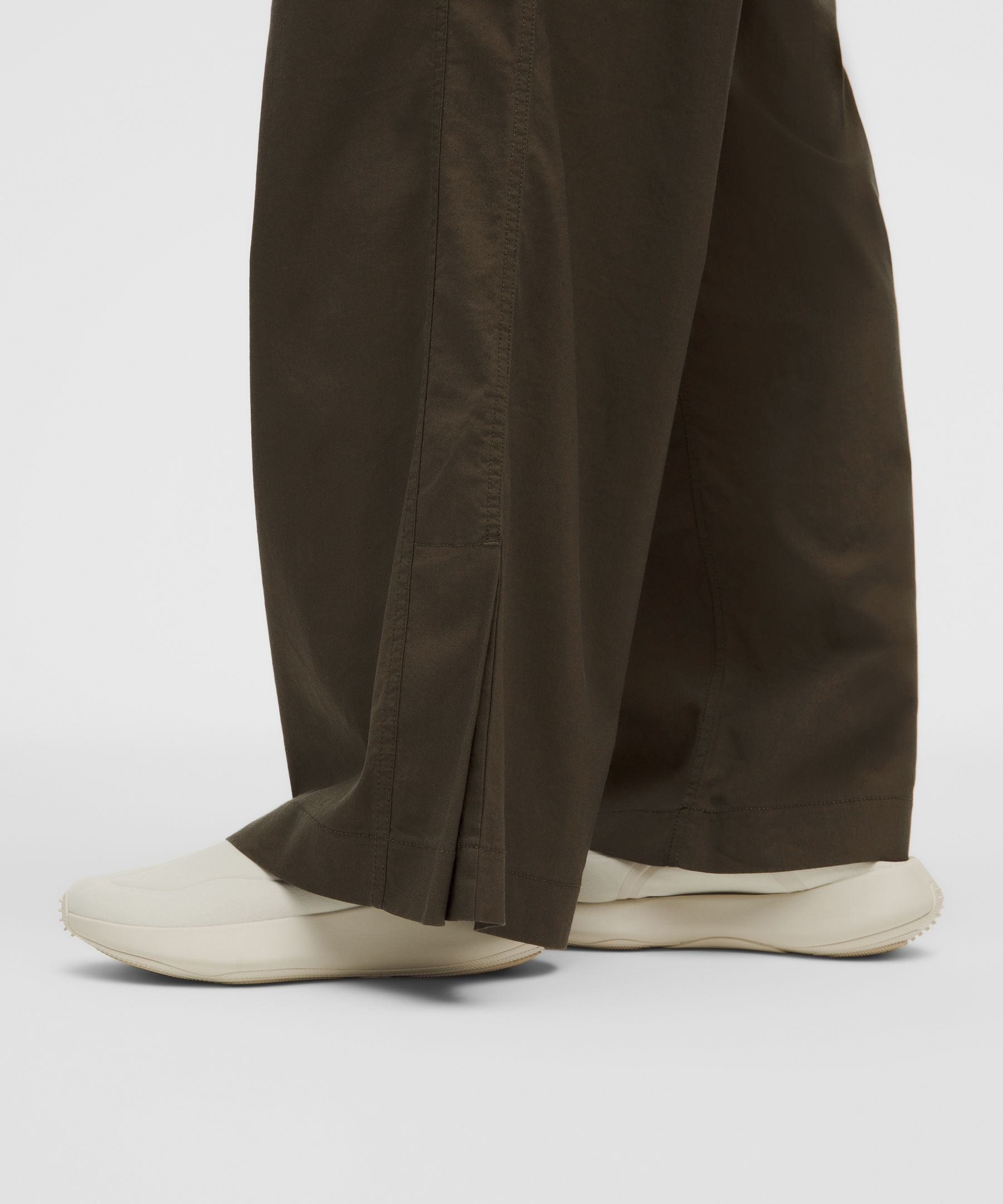 Pantalon taille haute d&eacute;contract&eacute; en LuluLinen *Standard