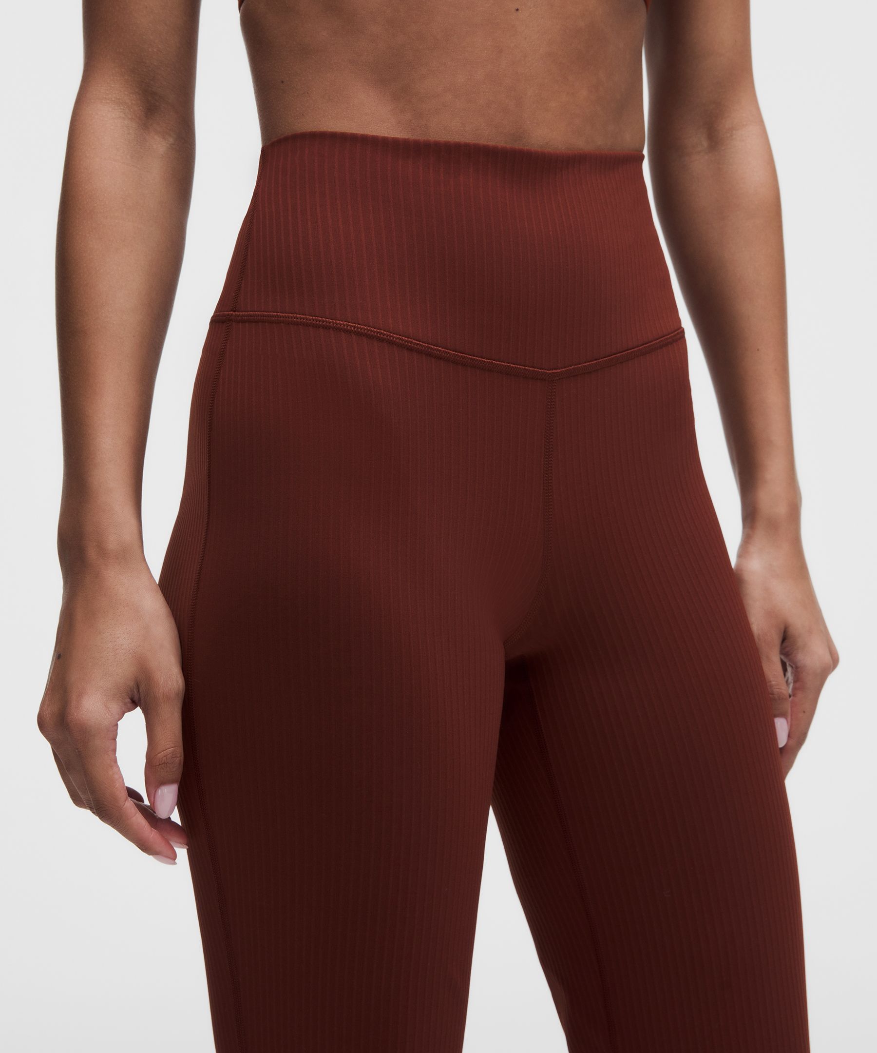 Legging lululemon Align&trade; &eacute;vas&eacute; taille haute ourlet ondul&eacute;