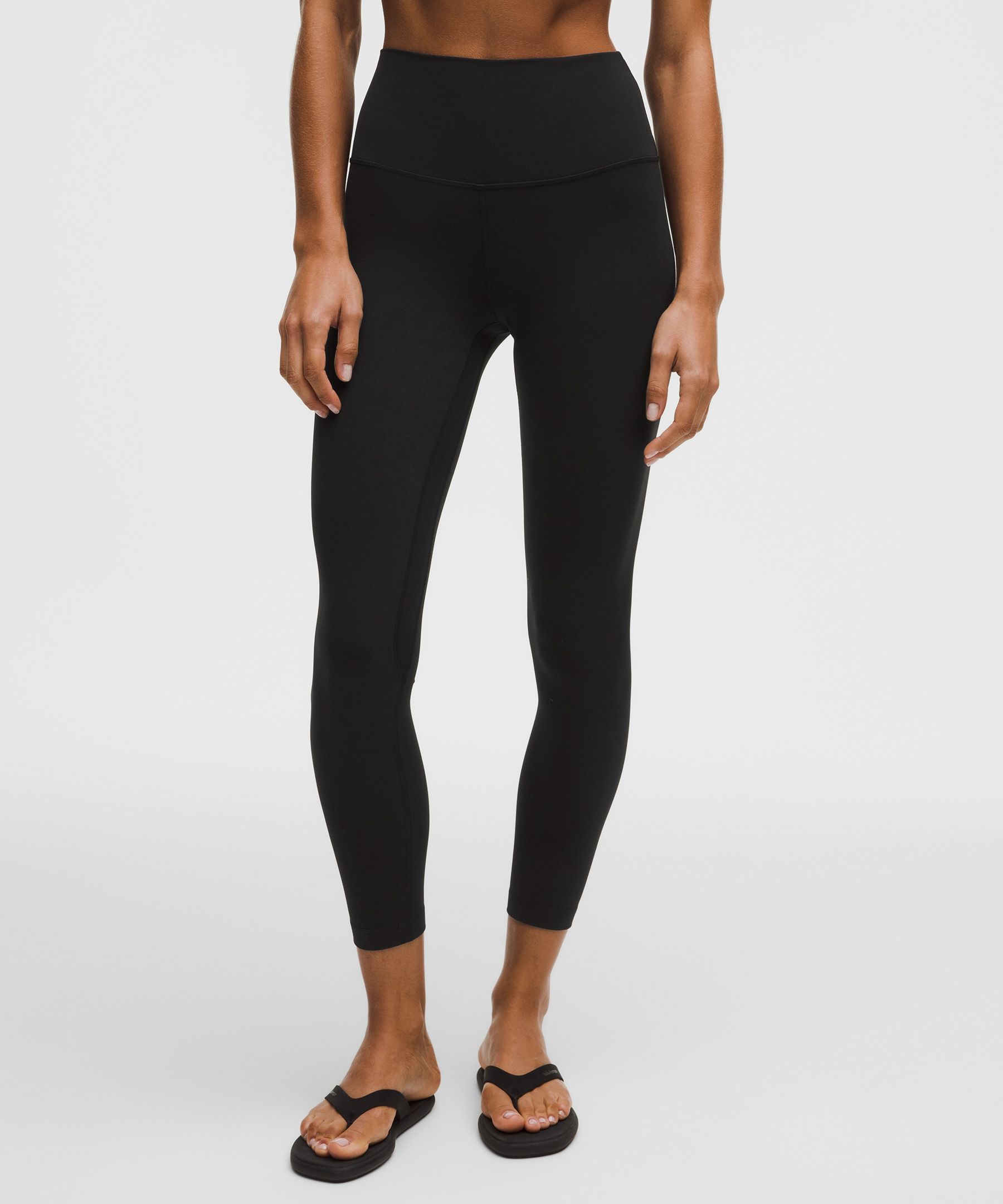 Pantal&oacute;n lululemon Align&trade; cintura alta 25"
