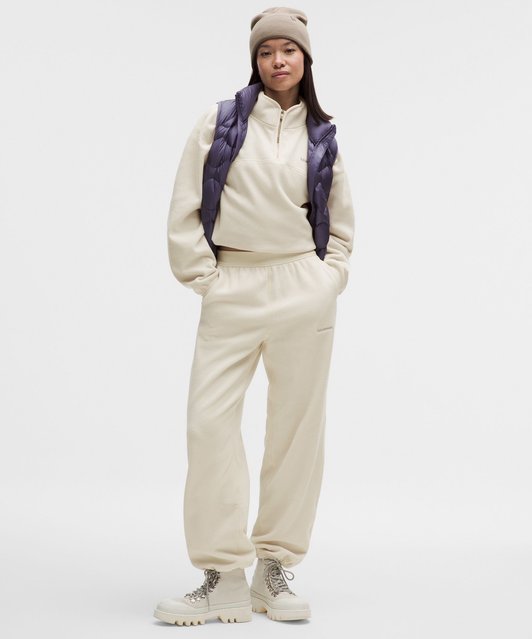 Tumbled Fleece Relaxed-Fit Hiking Pants *Asia Fit