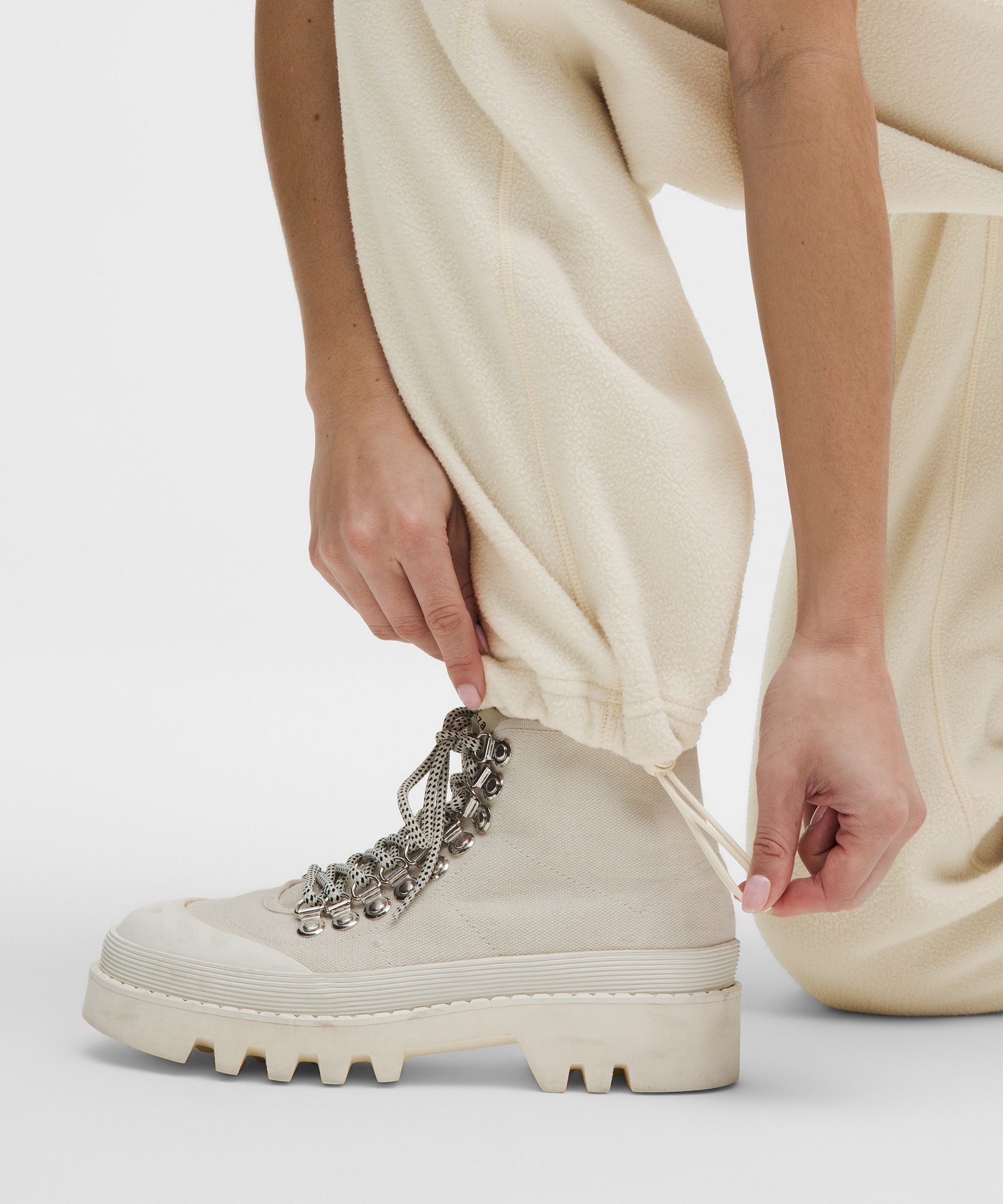 Tumbled Fleece Relaxed-Fit Hiking Pants *Asia Fit