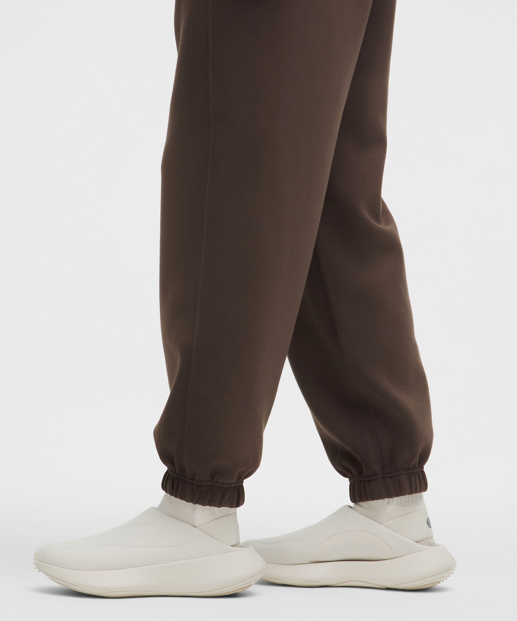 Smooth Spacer Mid-Rise Jogger Wash *Asia Fit