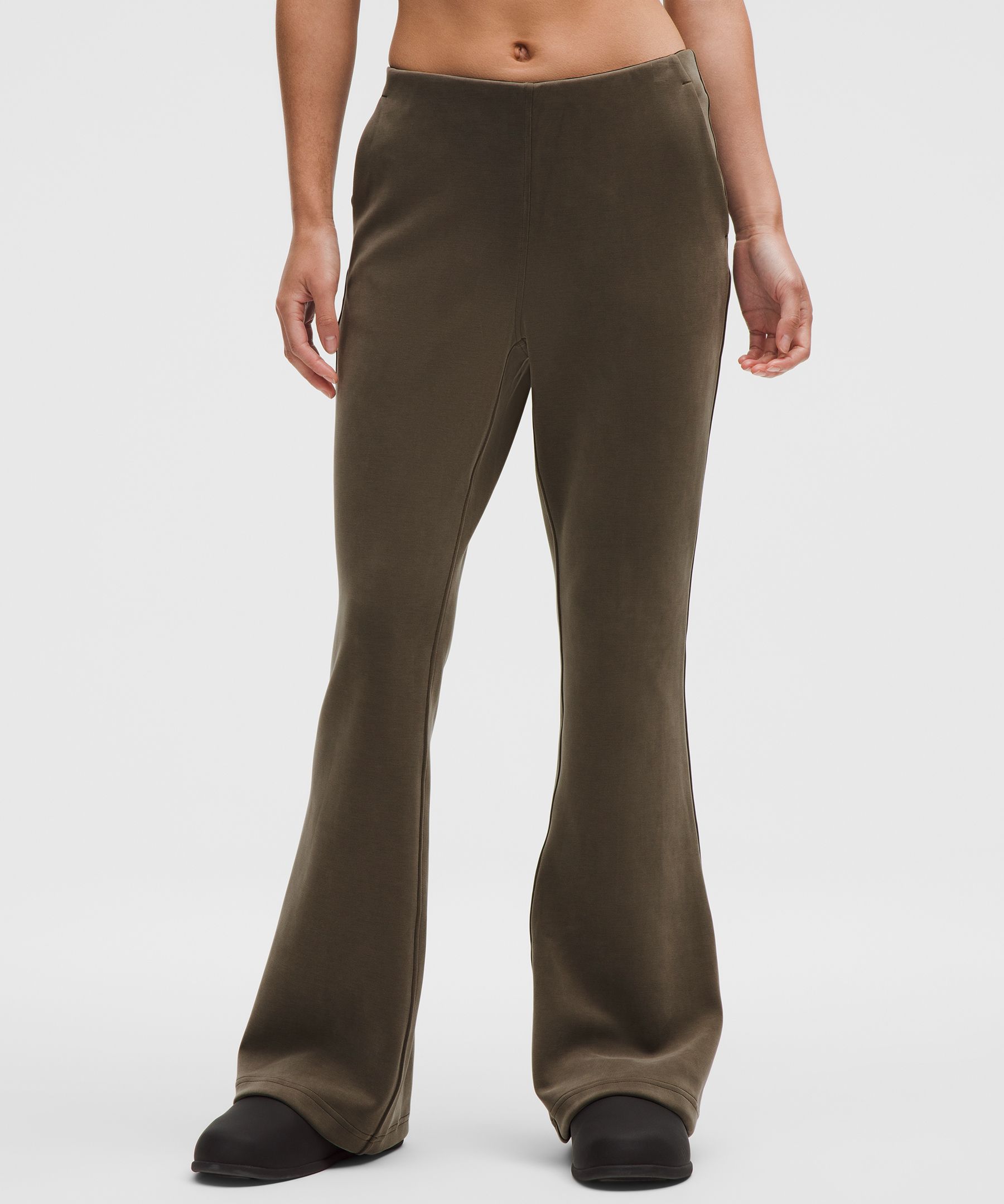 起毛加工Softstreme ミッドライズ ワイドレッグパンツ *アジアフィット