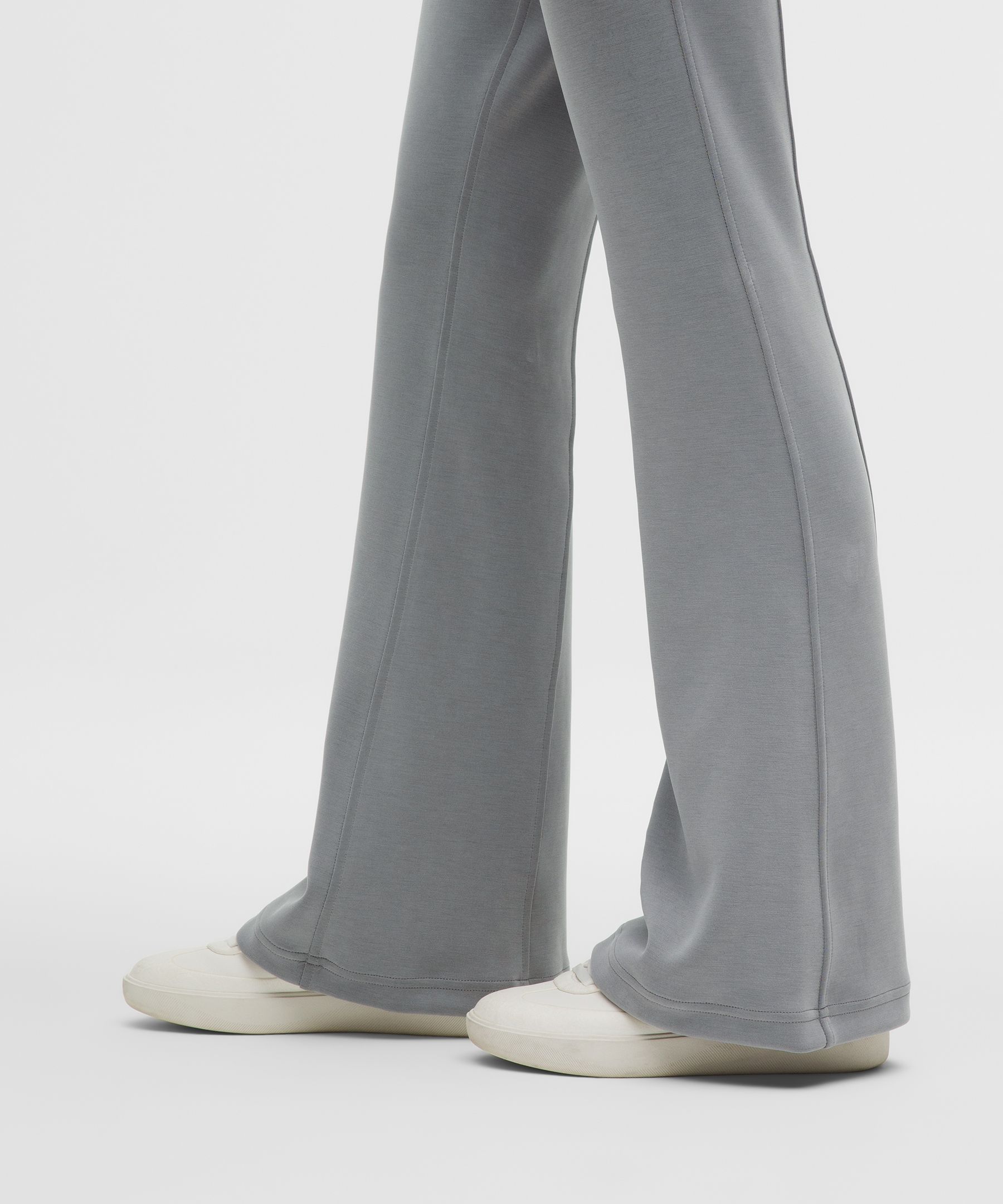 起毛加工Softstreme ミッドライズ ワイドレッグパンツ *アジアフィット
