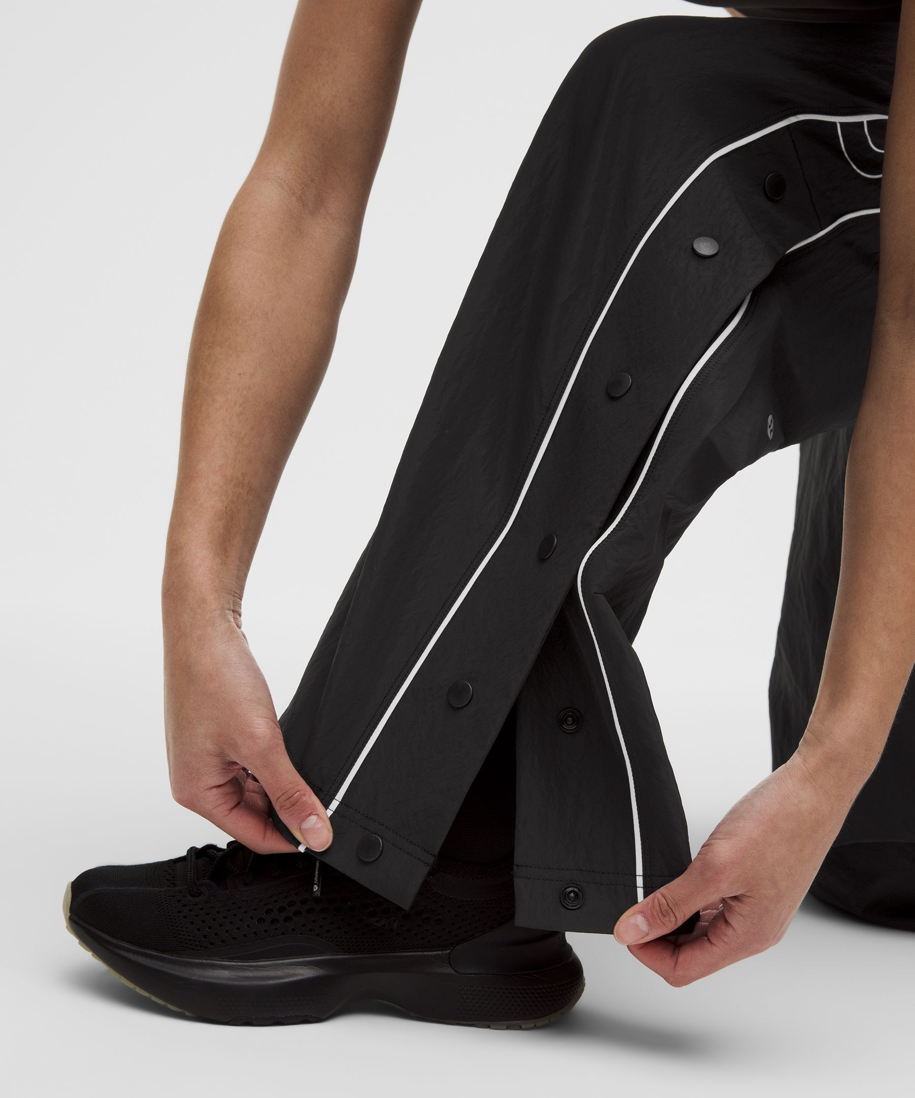 Crinkle Nylon Mid-Rise Track Pant Wordmark *Asia Fit | lululemon SG