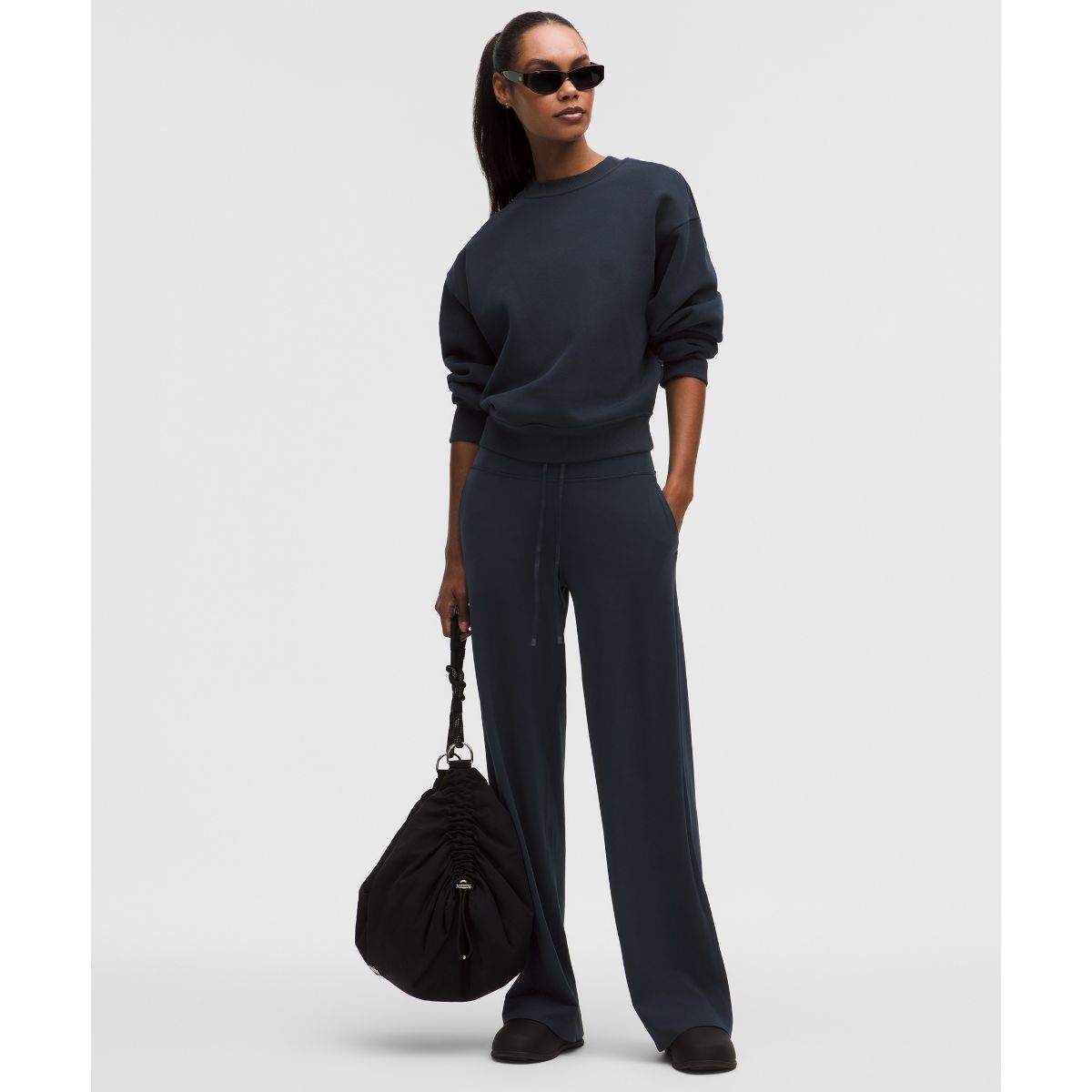 Groove Wide-Leg High-Rise Pants Regular