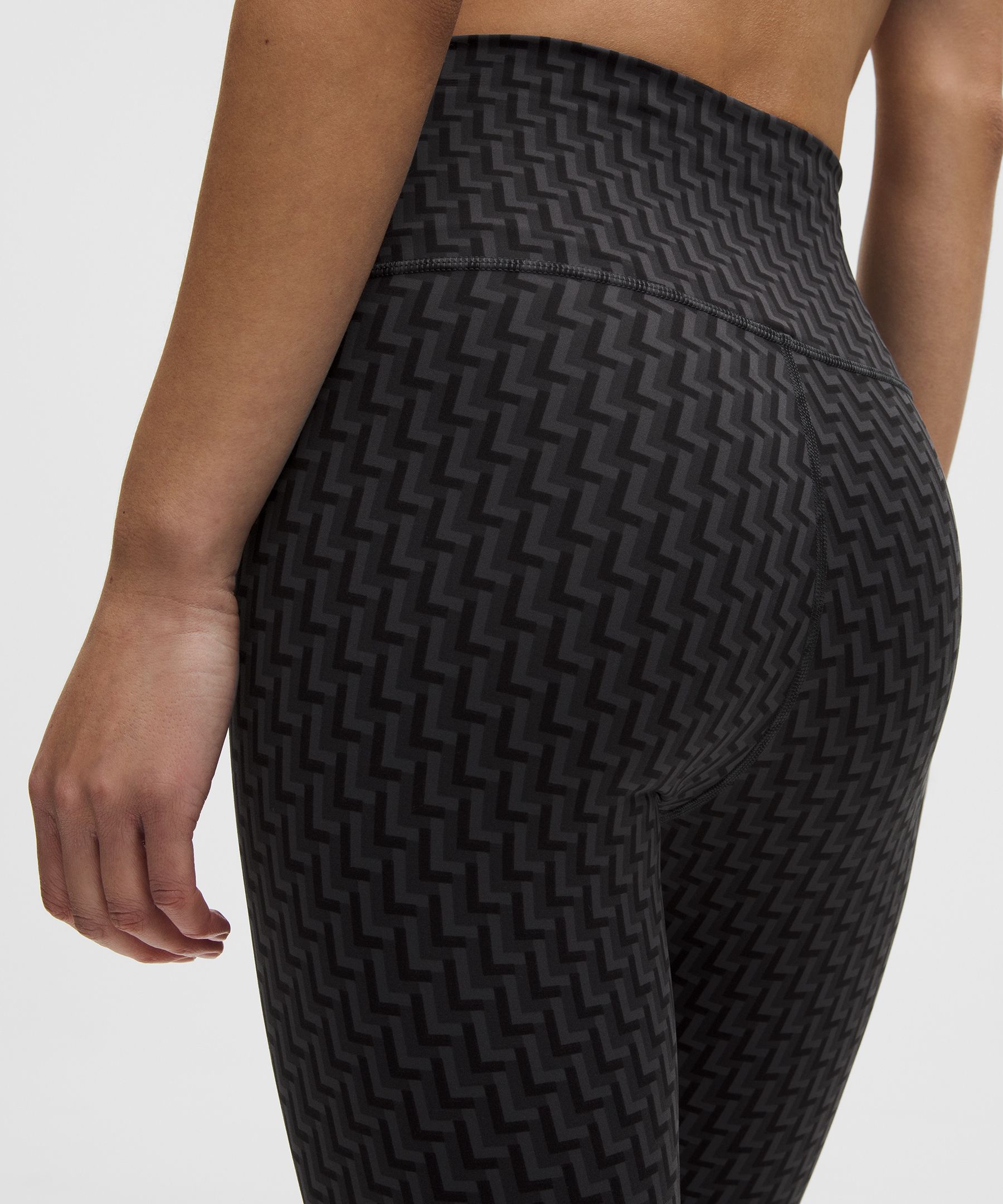 【新品】Lululemon Wunder Train Tight 24\