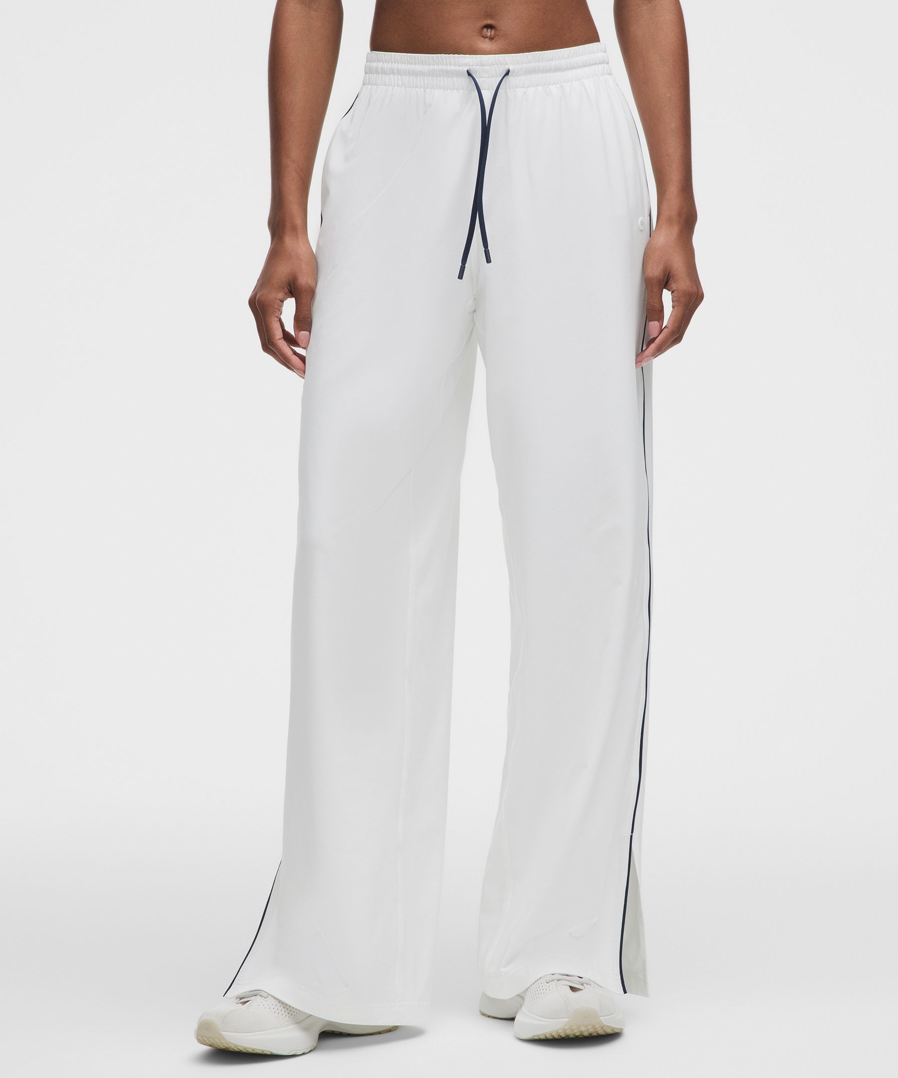 Court Rival Wide-Leg Track Pant Regular *Contrast Drawcord