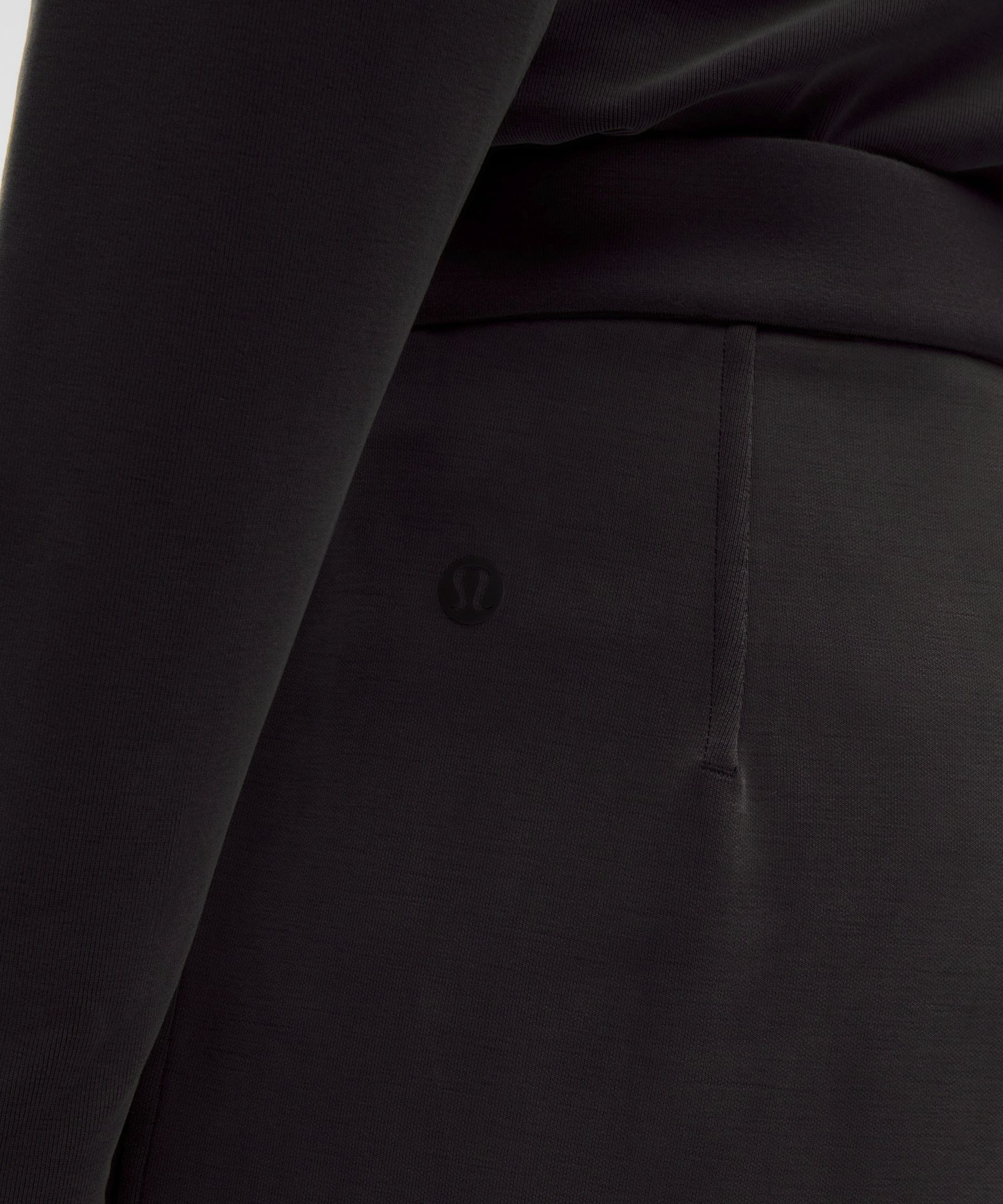 Softstreme Pintuck High-Rise Wide-Leg Pant *Regular