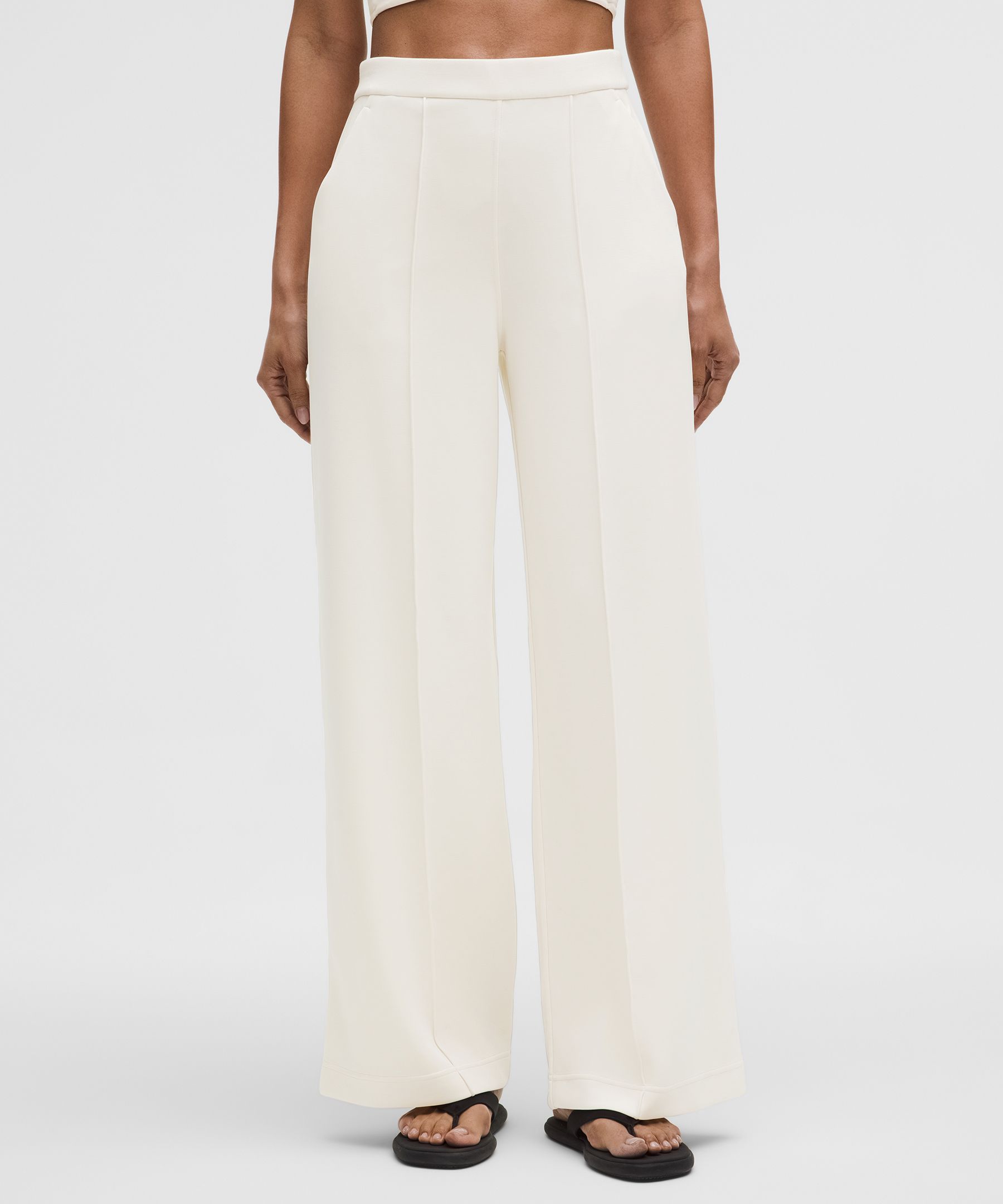 Softstreme Pintuck High-Rise Wide-Leg Pant *Regular