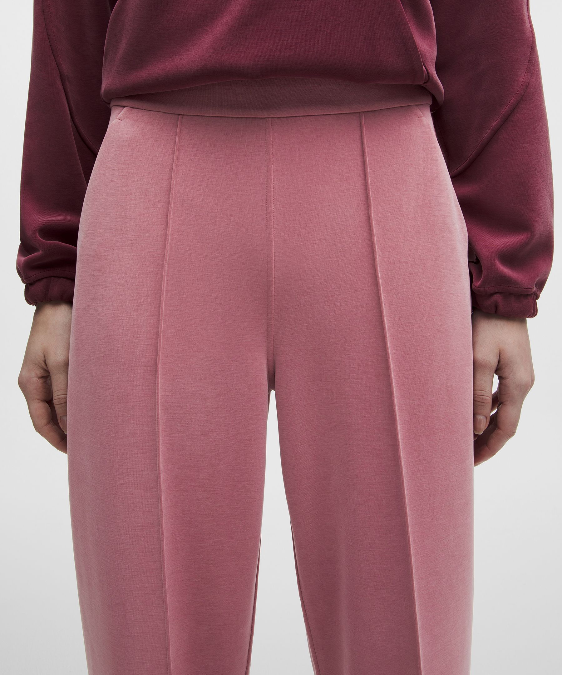 Softstreme Pintuck High-Rise Wide-Leg Pant *Regular