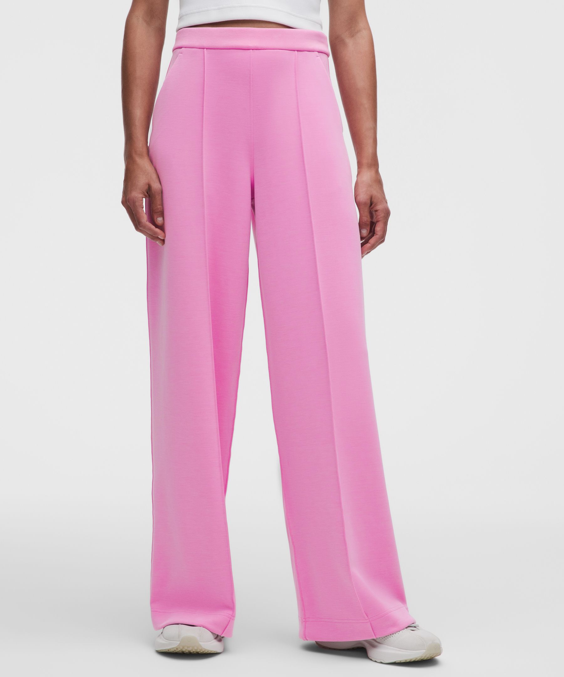 Softstreme Pintuck High-Rise Wide-Leg Pant *Regular