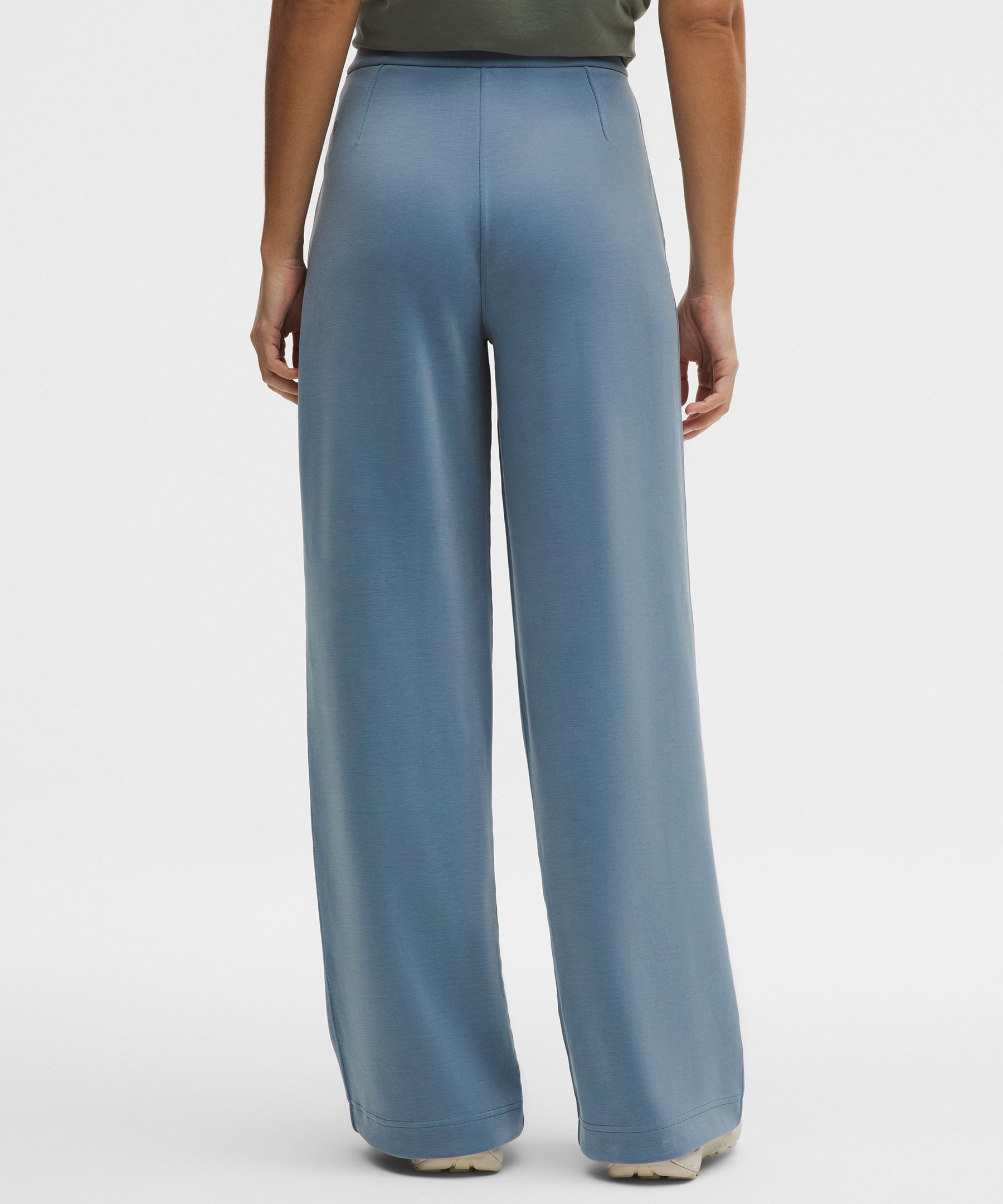 Softstreme Pintuck High-Rise Wide-Leg Pant *Regular - thumbnail 9