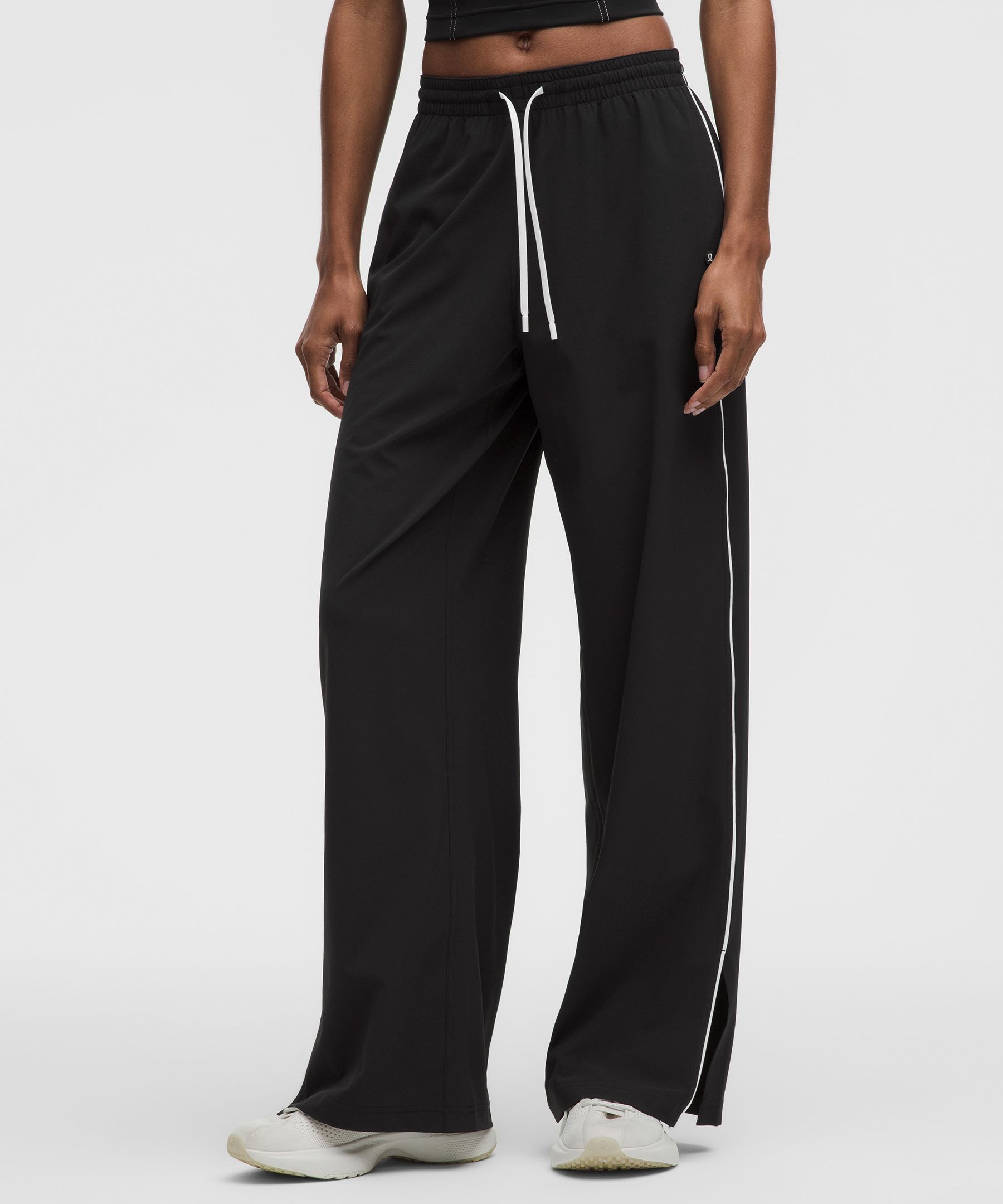 Court Rival Wide-Leg Track Pant Regular *Contrast Drawcord
