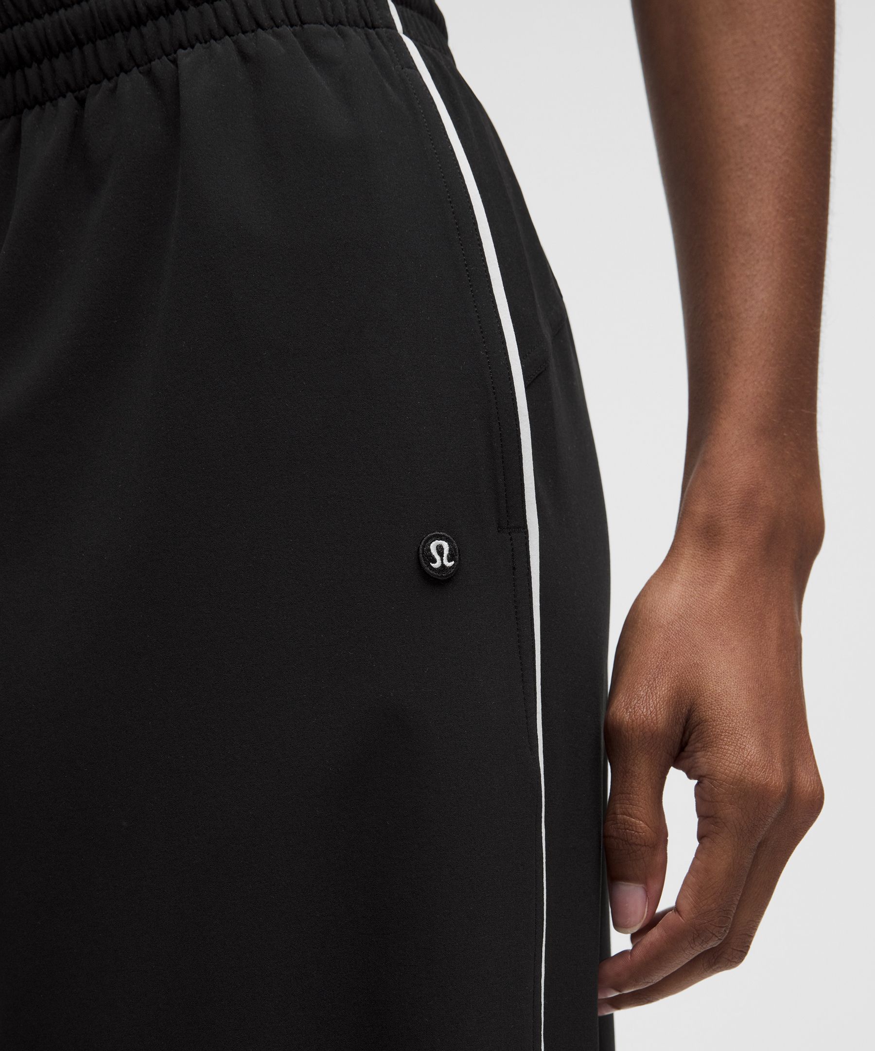 Court Rival Wide-Leg Track Pant Regular *Contrast Drawcord