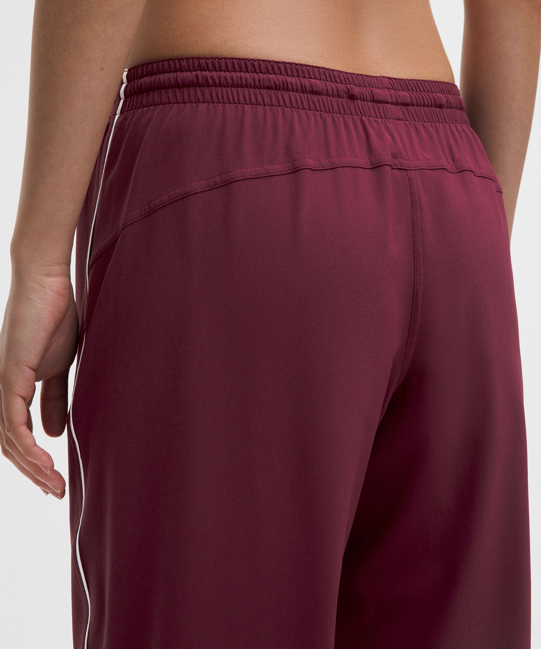 Court Rival Wide-Leg Track Pant *Regular