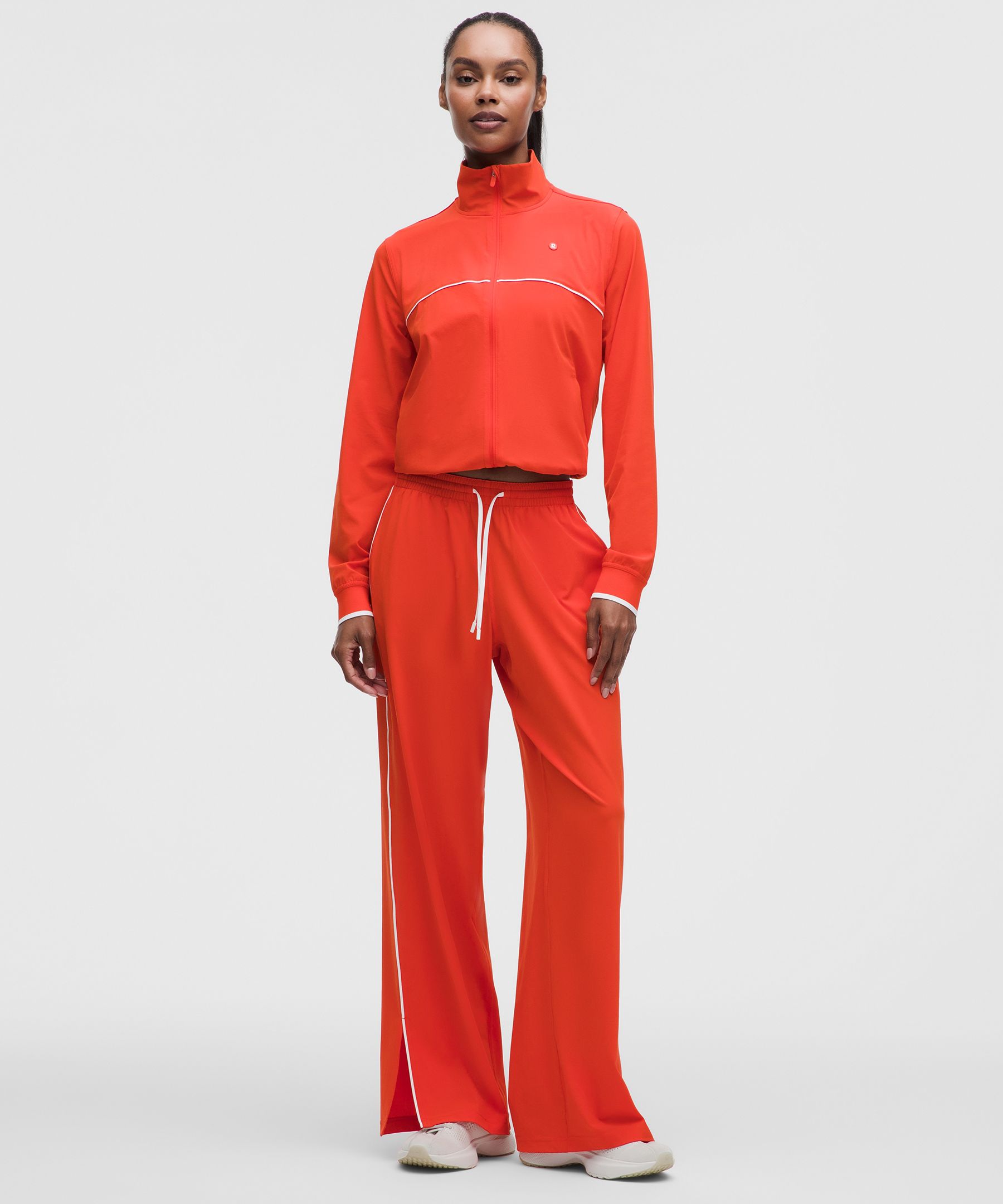 Court Rival Wide-Leg Track Pant *Regular