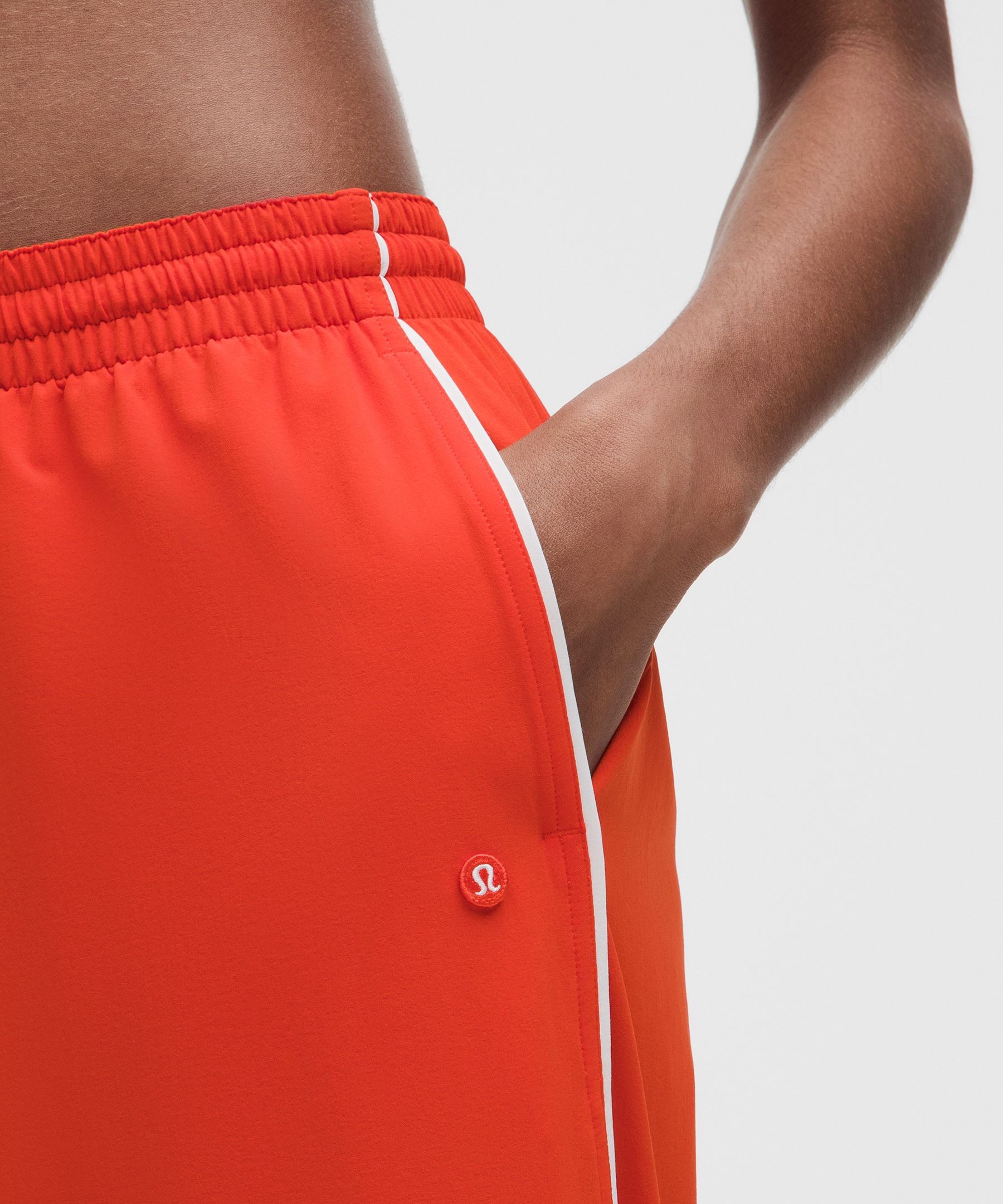 Court Rival Wide-Leg Track Pant *Regular