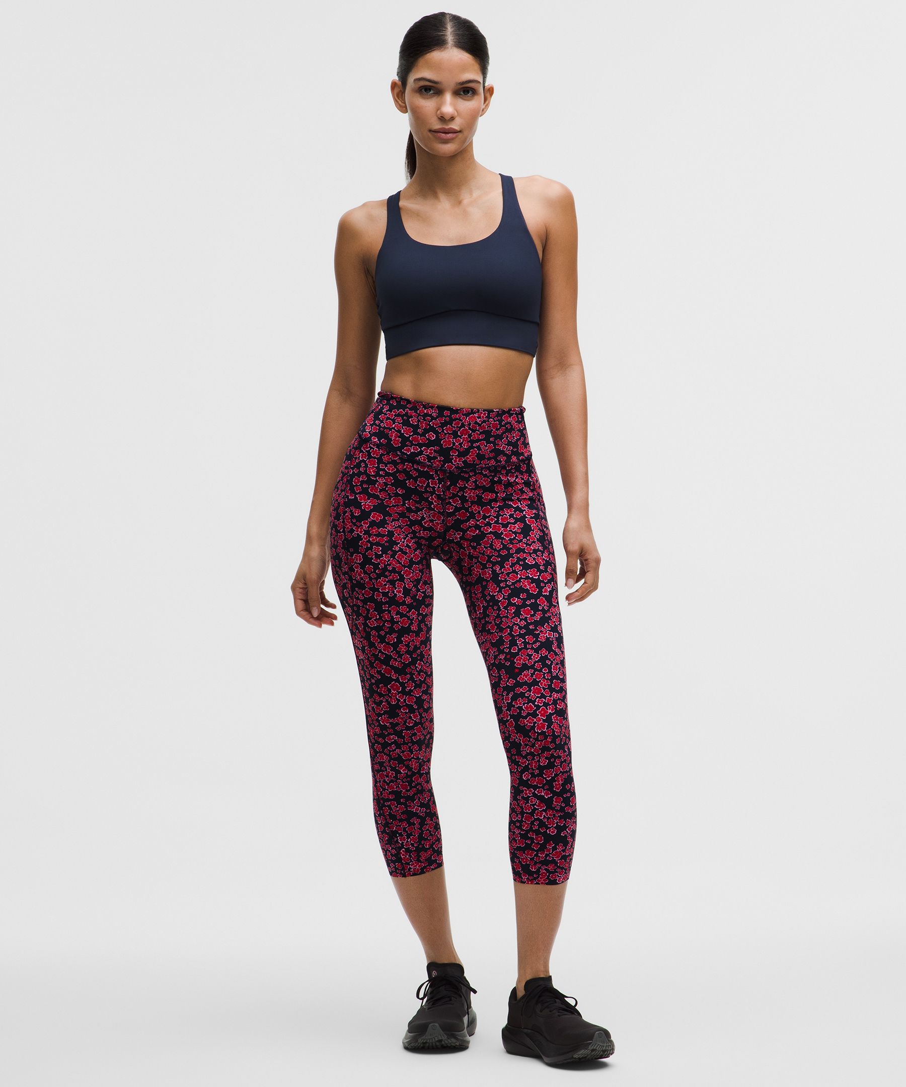 Fast and Free High-Rise Crop 23" 