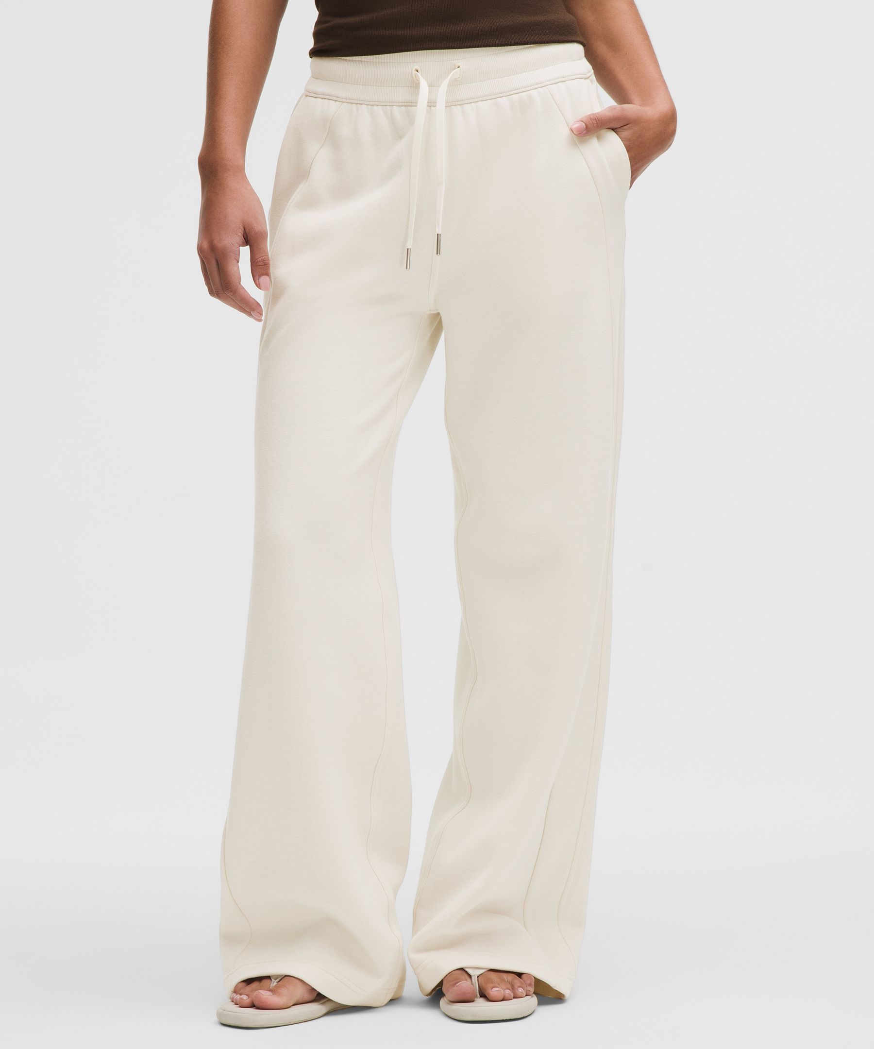 Scuba Mid-Rise Wide-Leg Pant *Regular